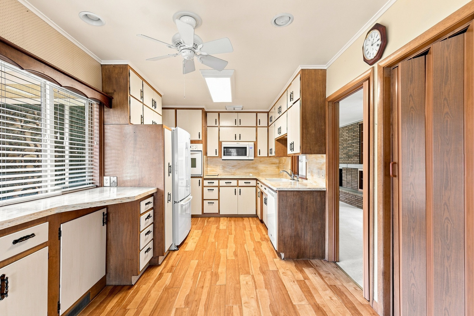 1831 45th Street Property Photo 12