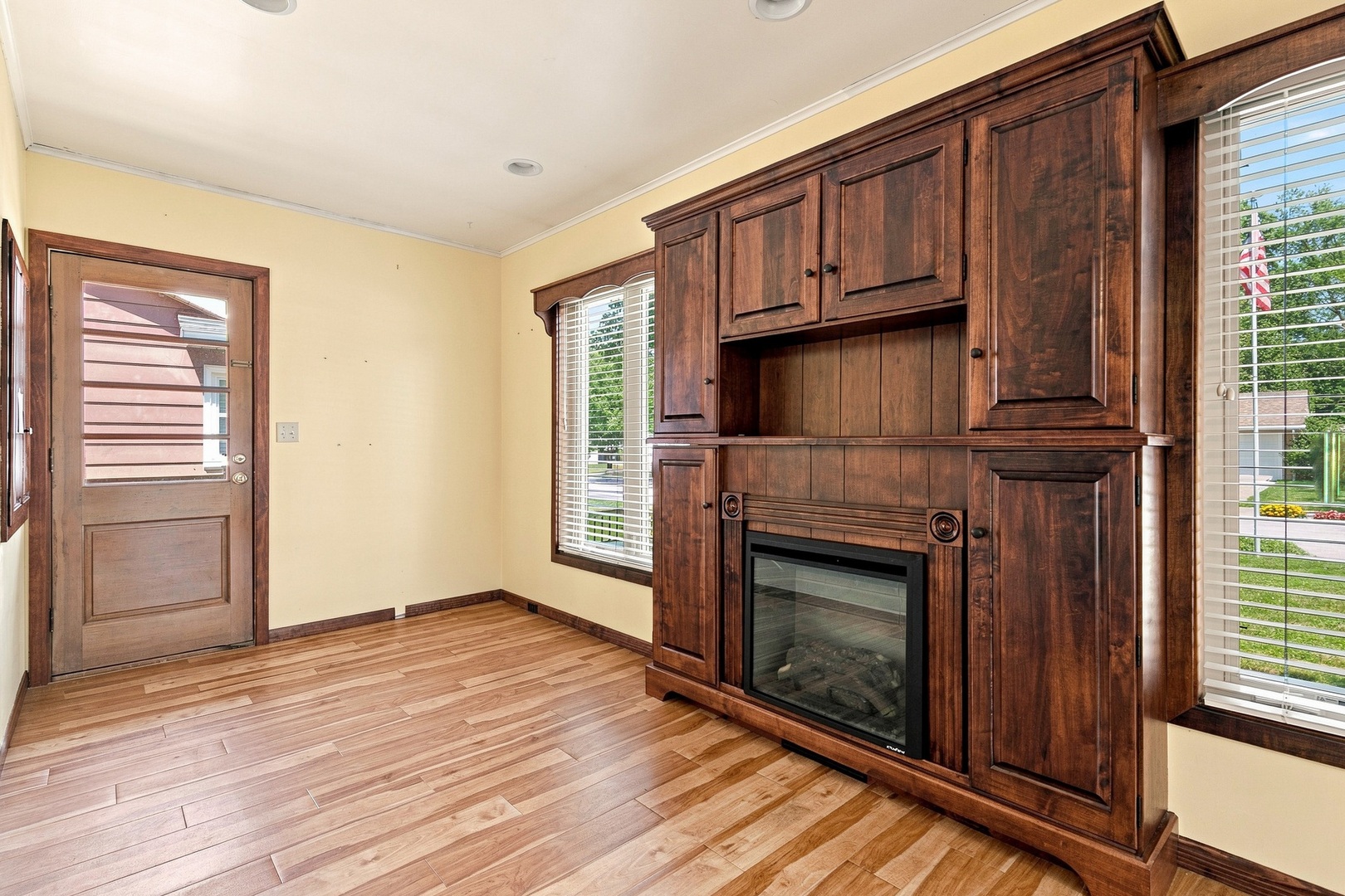 1831 45th Street Property Photo 16