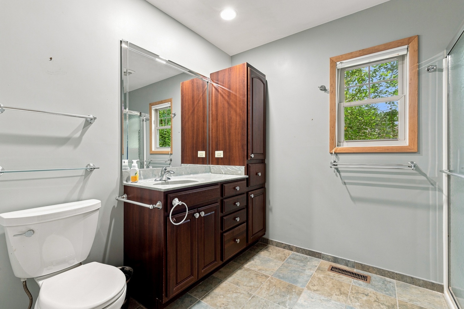 1831 45th Street Property Photo 21