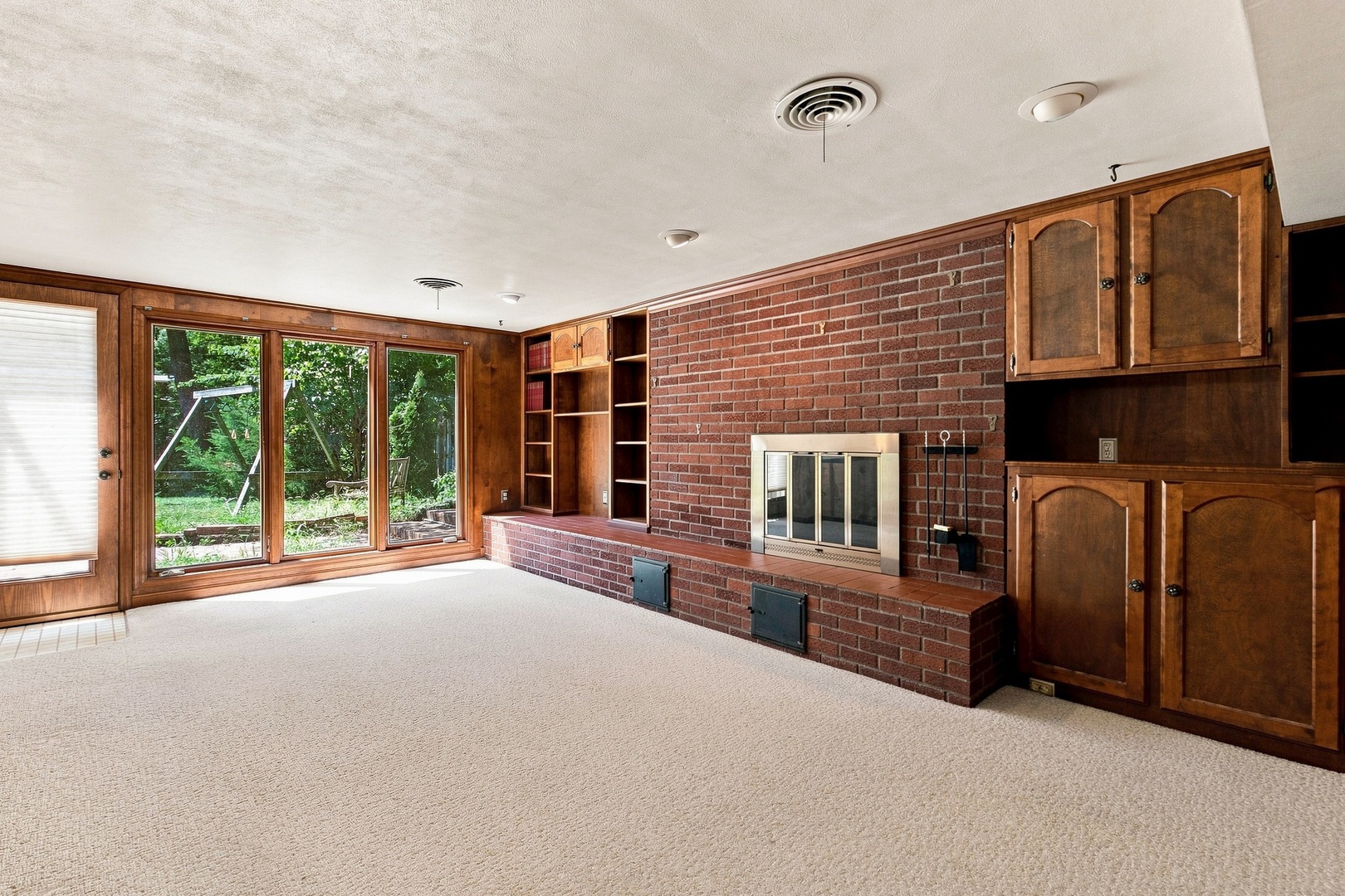 1831 45th Street Property Photo 31
