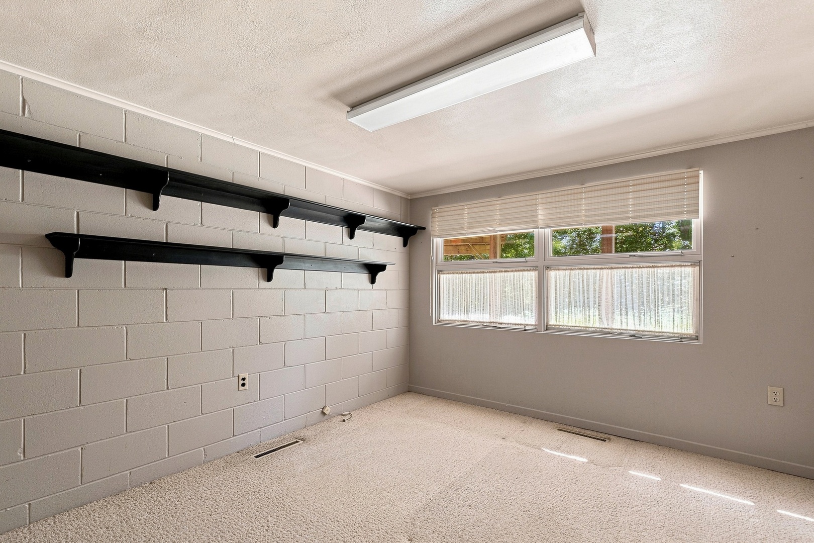 1831 45th Street Property Photo 35