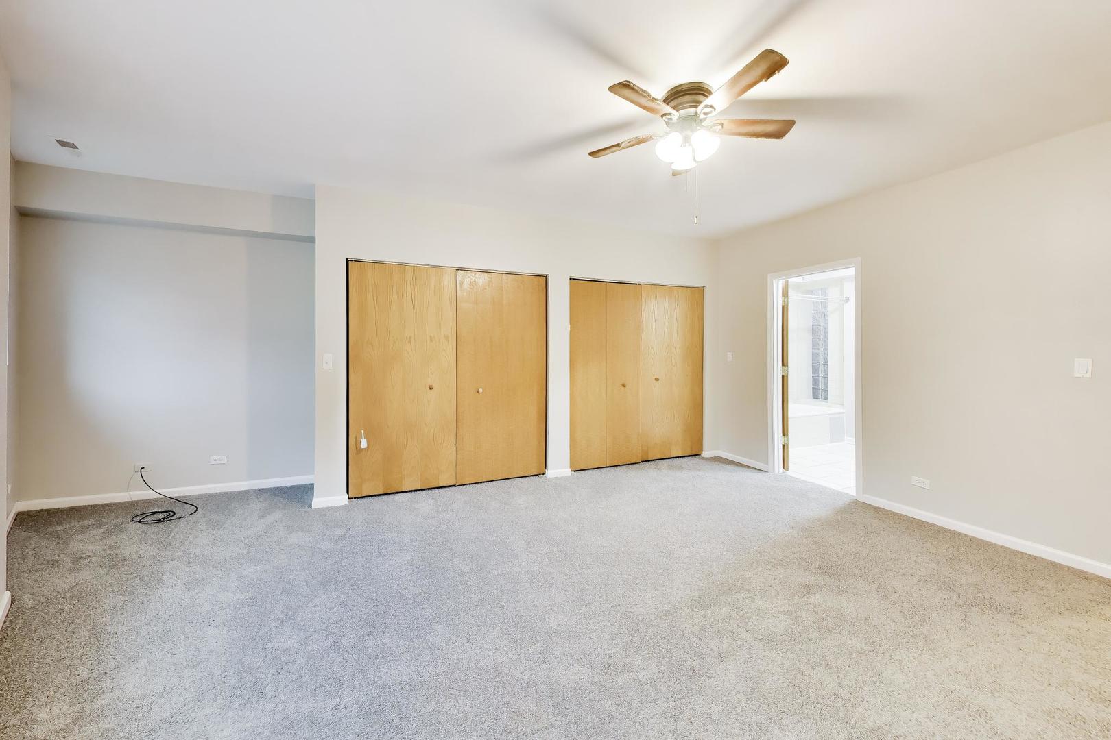 4014 S Drexel Boulevard 4f Property Photo 12