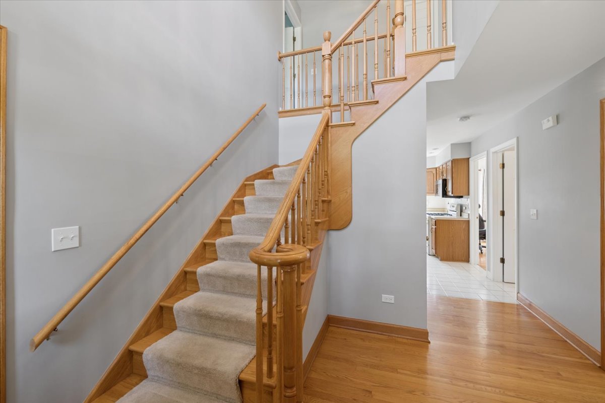 41w610 Silvana Drive Property Photo 4