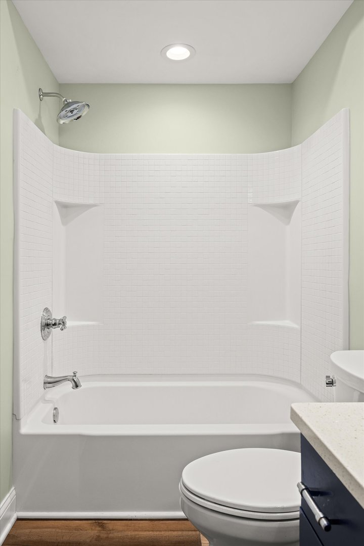12 Port Place Property Photo 45