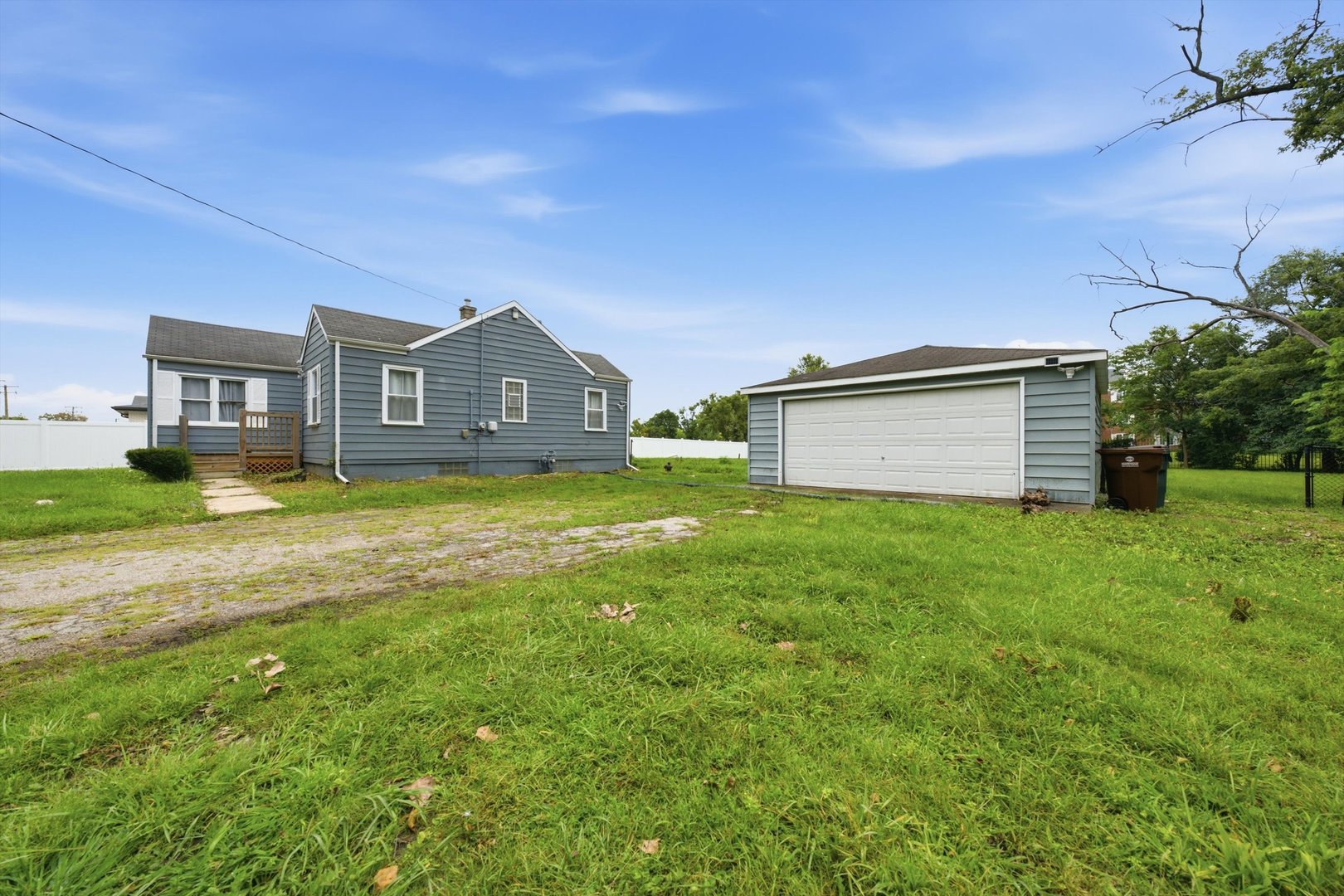 3437 198th Street Property Photo 4