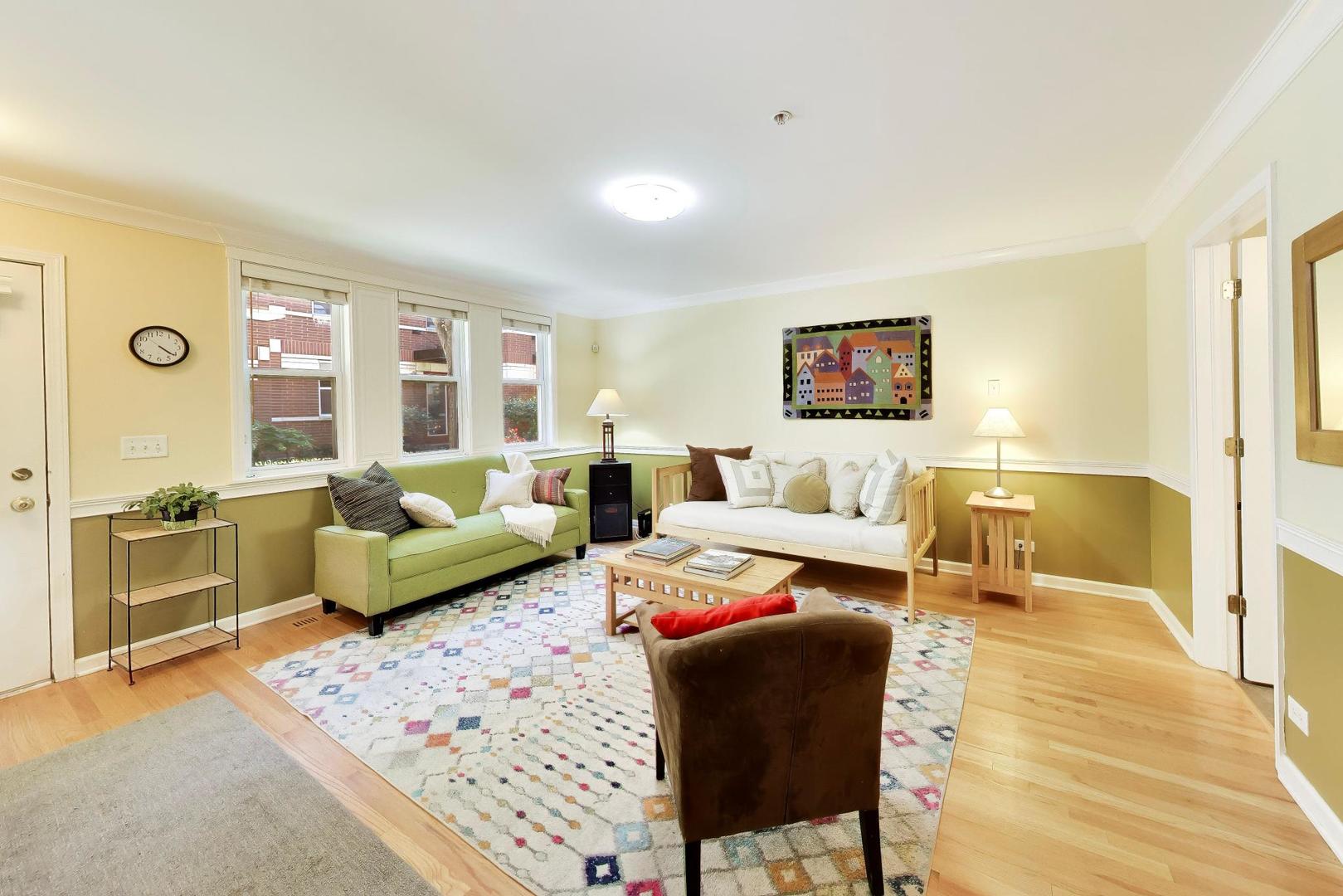 529 Chicago Avenue F Property Photo 3