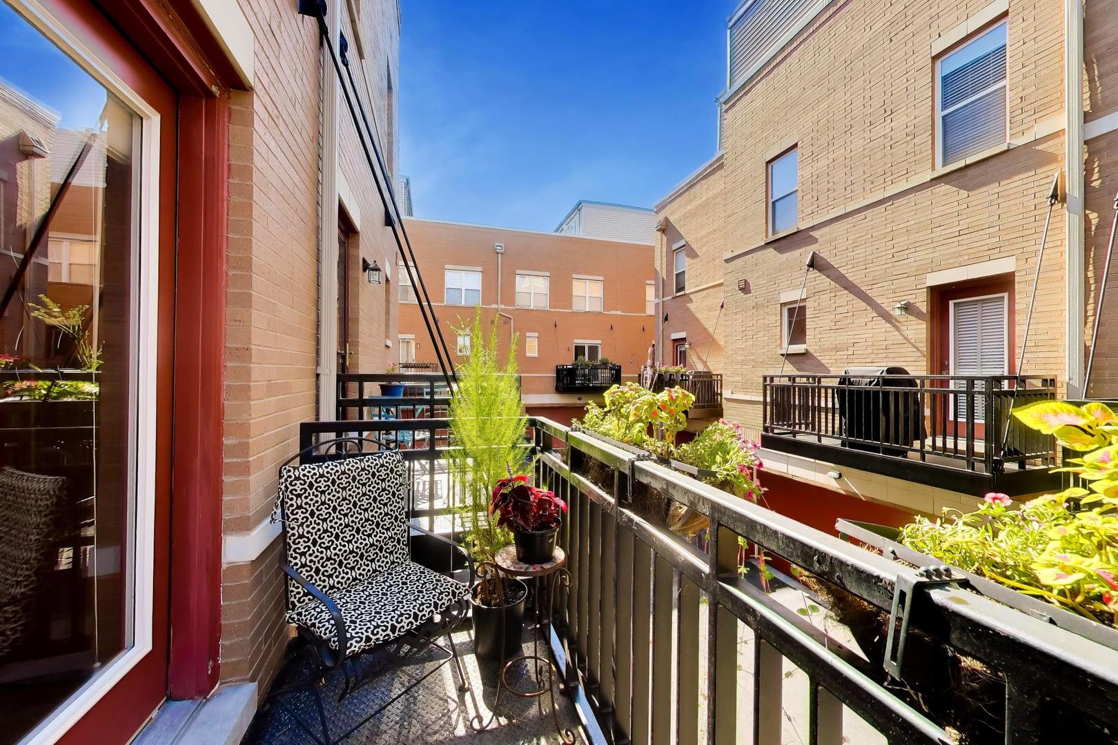 529 Chicago Avenue F Property Photo 15