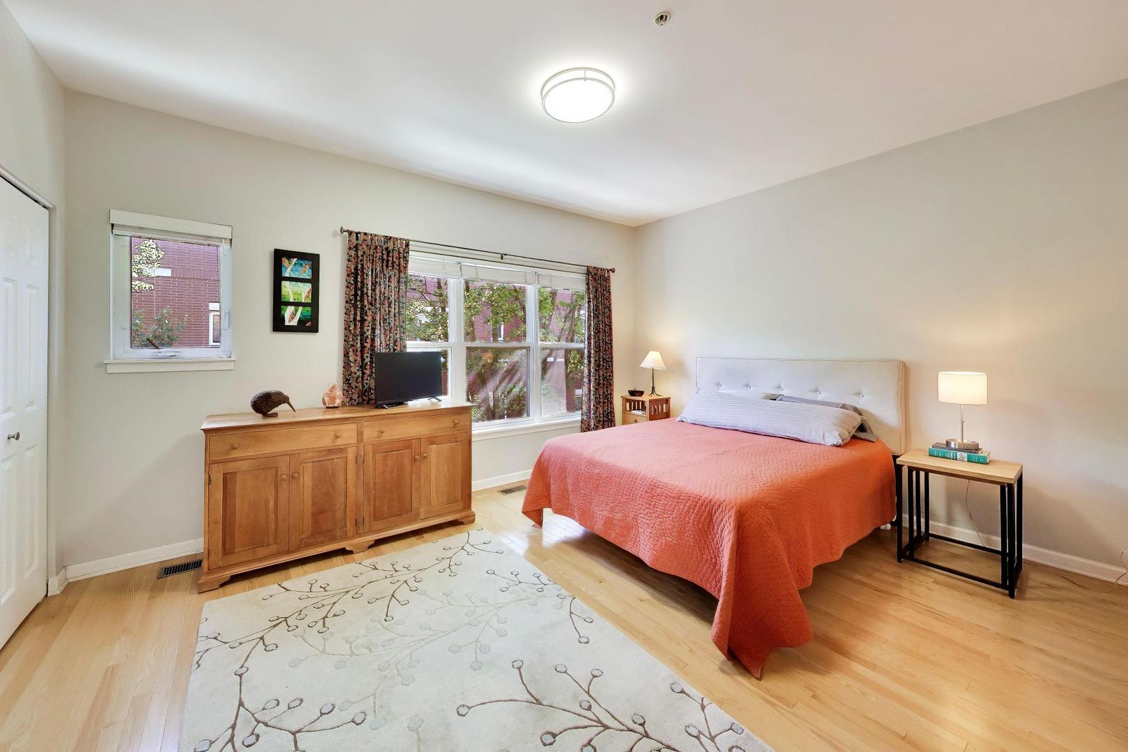529 Chicago Avenue F Property Photo 17