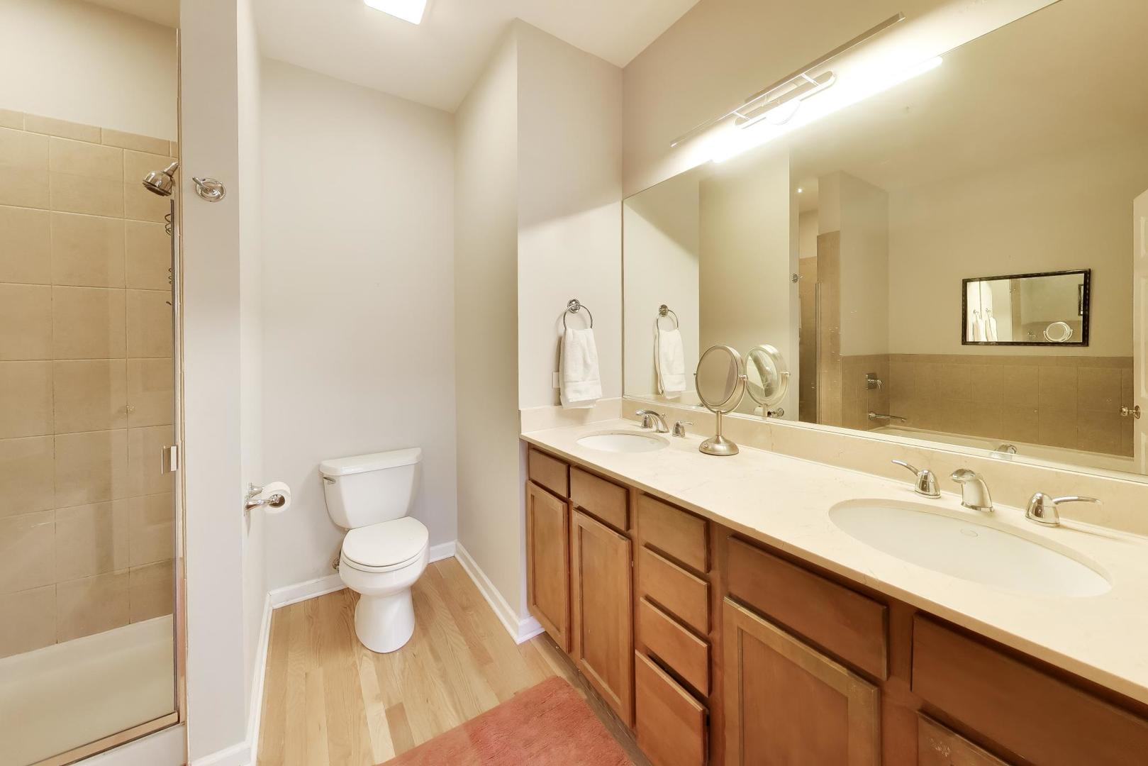 529 Chicago Avenue F Property Photo 20