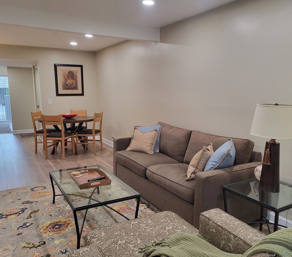 1709 Northfield Square B Property Photo 8