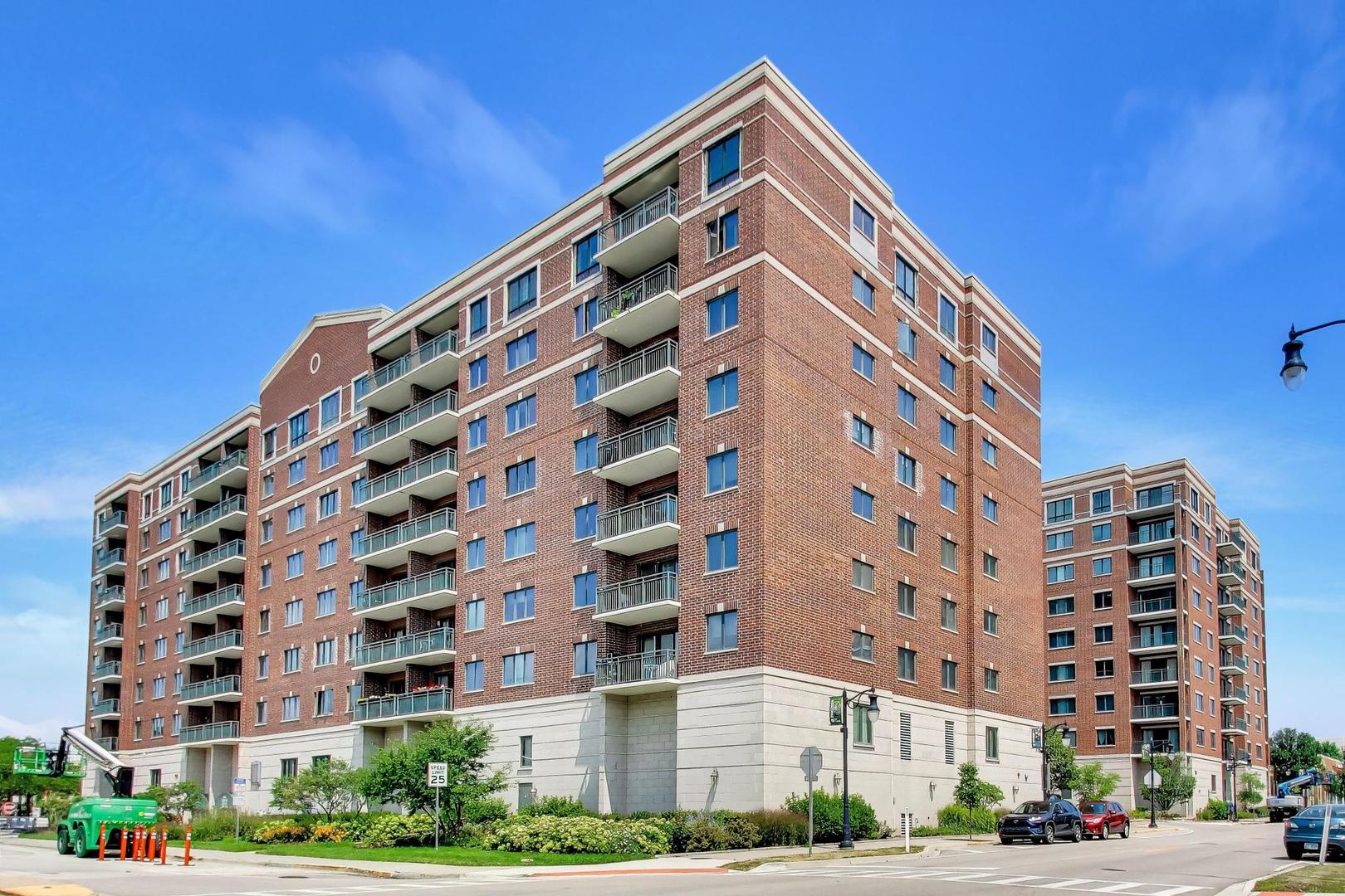 750 Pearson Street 311