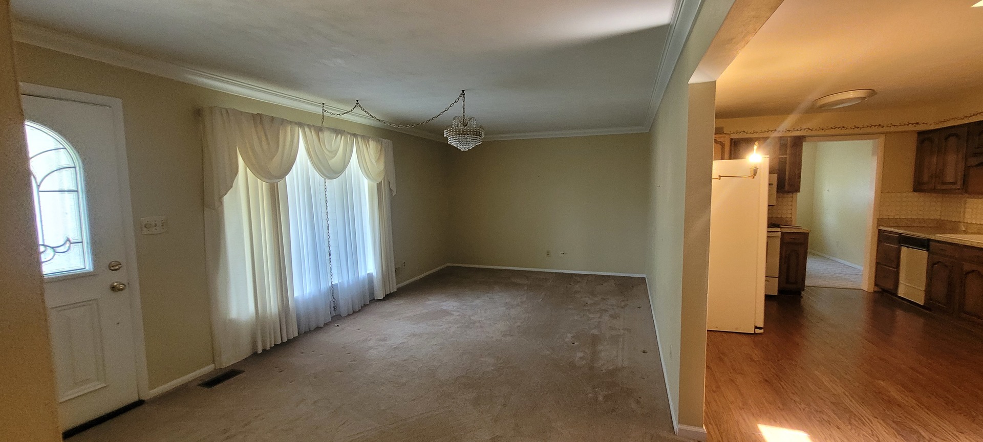 3205 Blackberry Street Property Photo 2