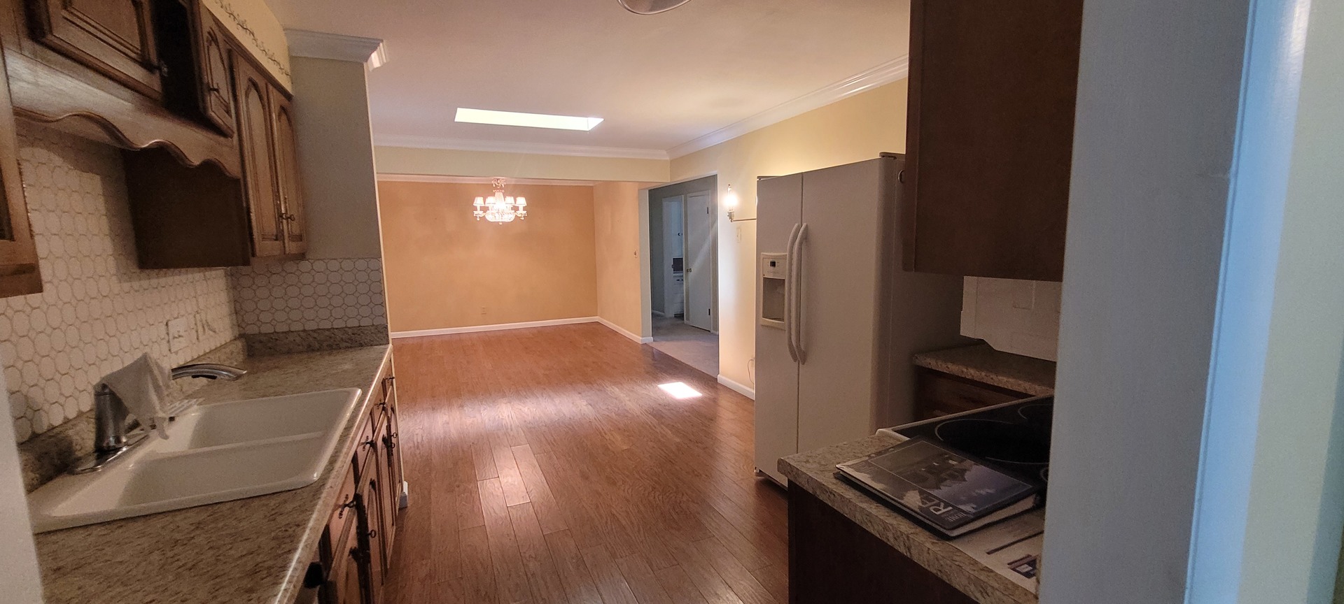 3205 Blackberry Street Property Photo 4