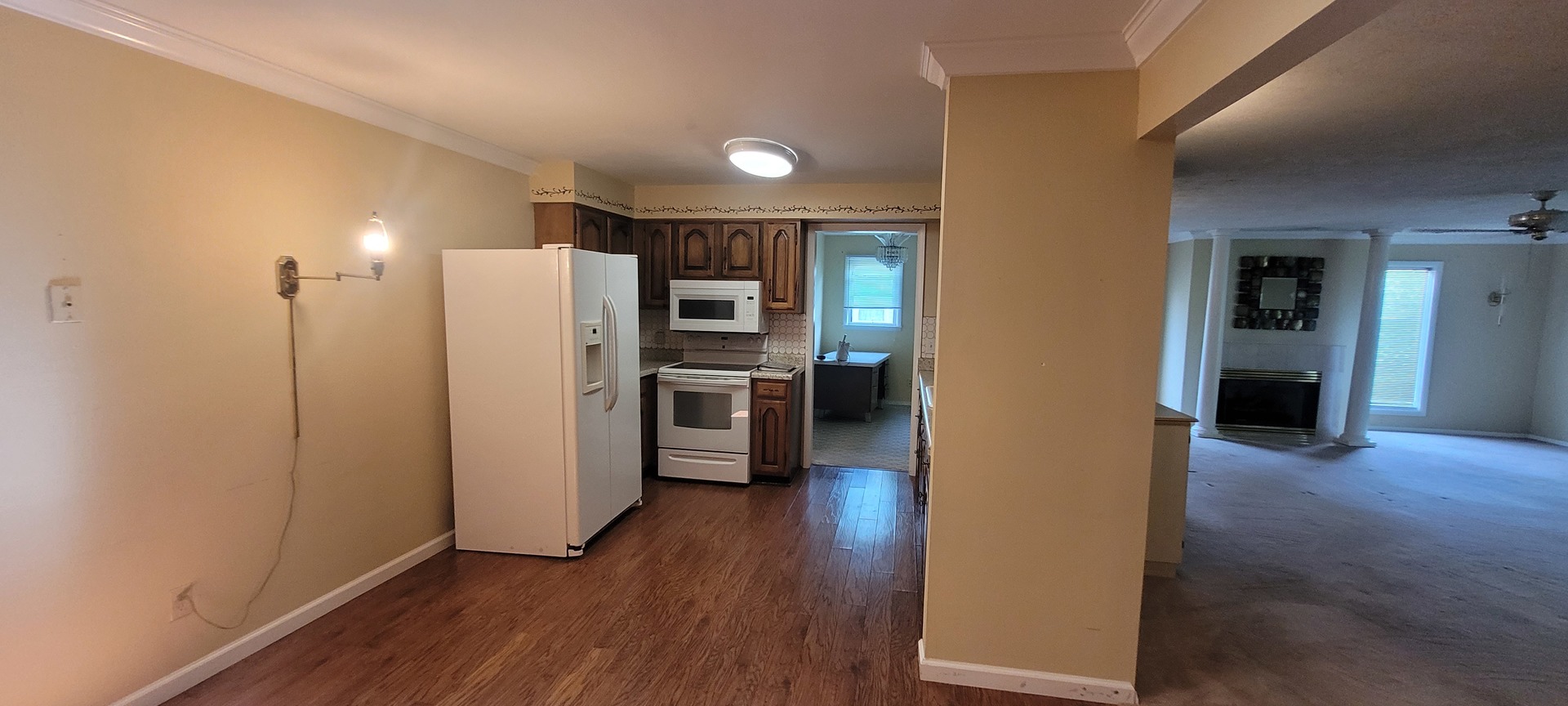3205 Blackberry Street Property Photo 5