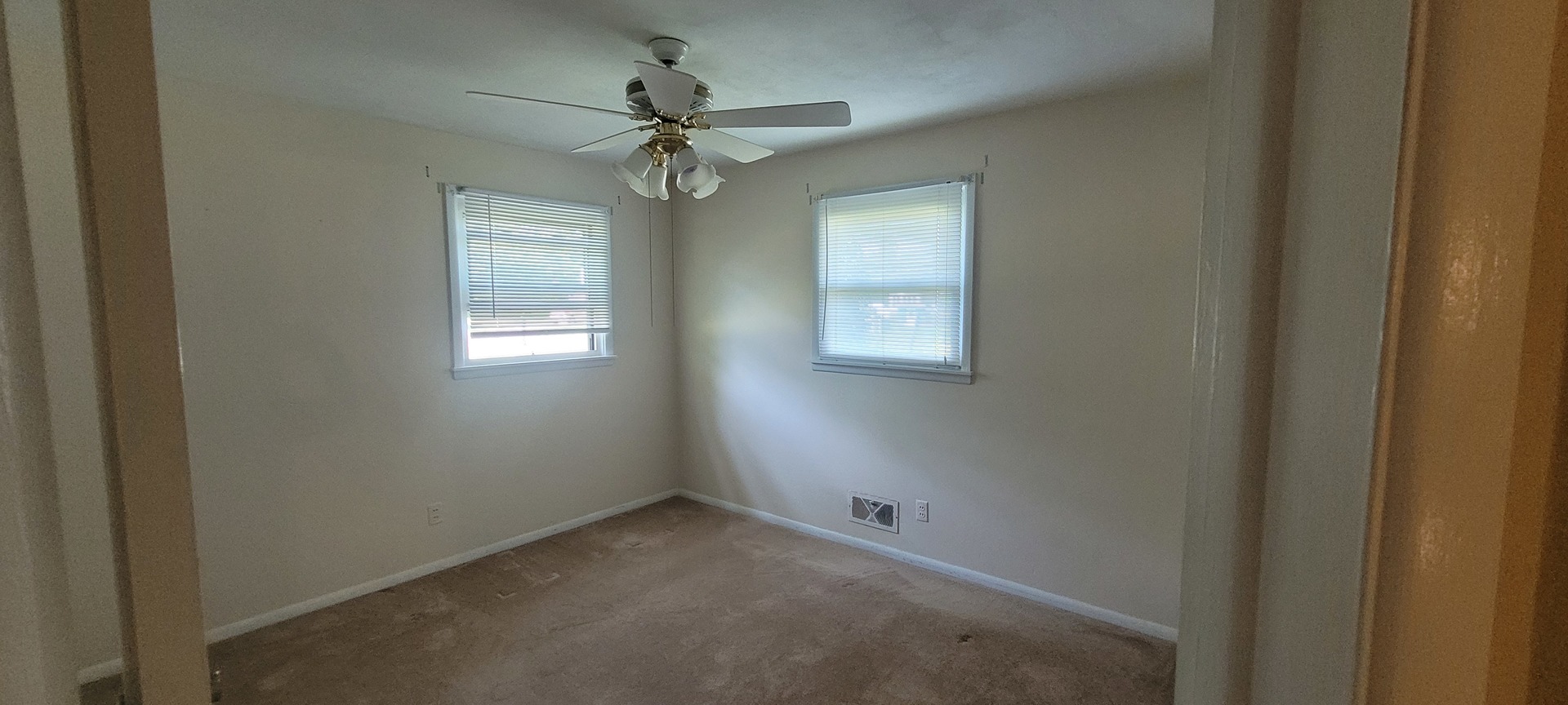 3205 Blackberry Street Property Photo 12