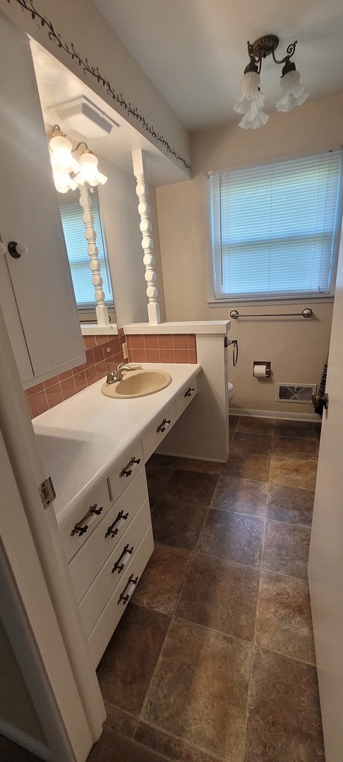 3205 Blackberry Street Property Photo 13