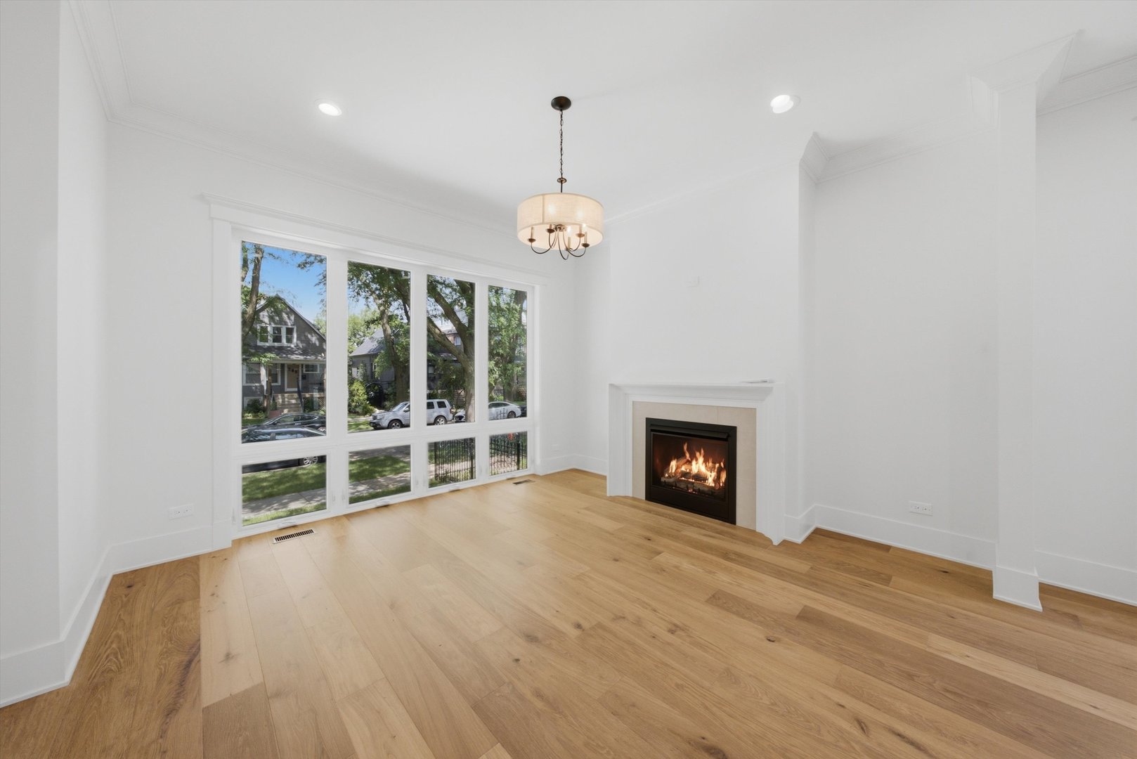 4109 N Lawndale Avenue Property Photo 6