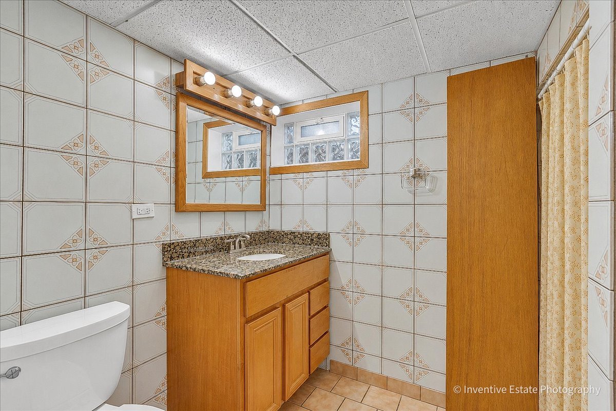 548 S Harvard Avenue Property Photo 15