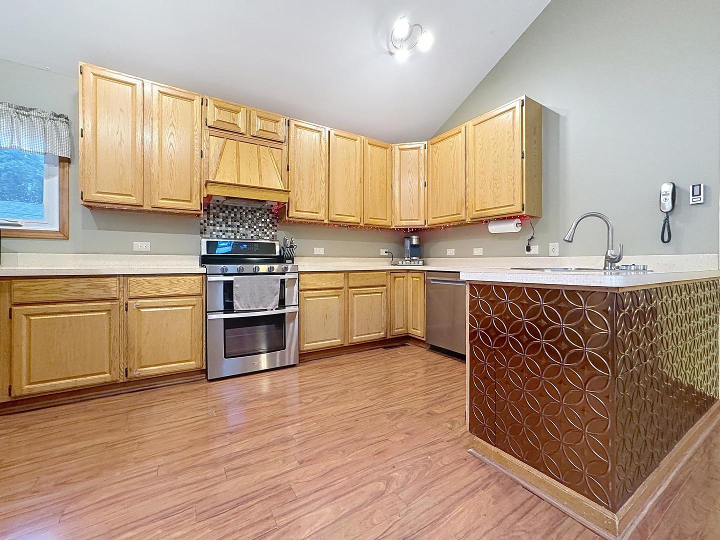 1120 Cherry Street Property Photo 8