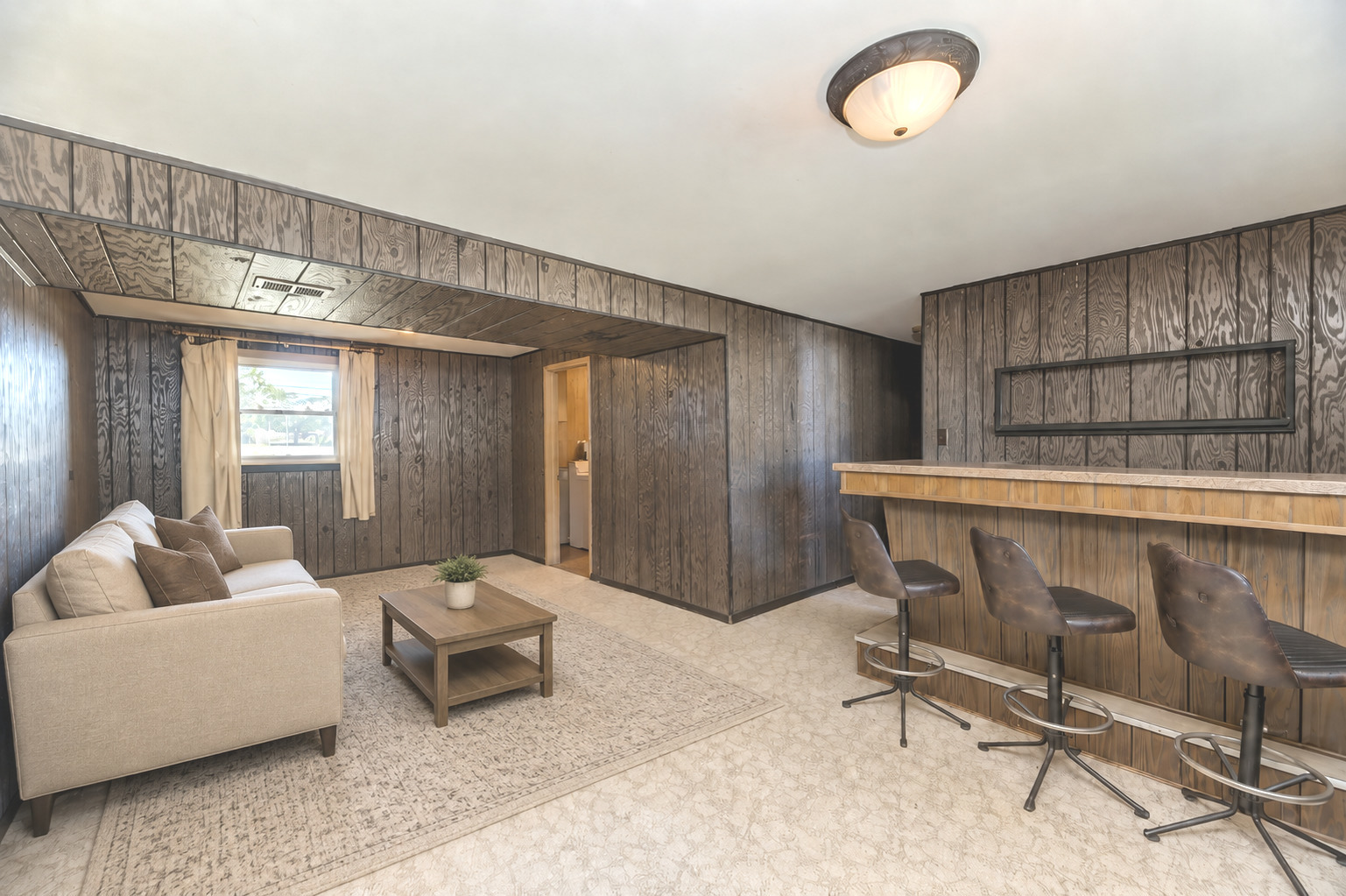 8719 Willow Road Property Photo 10