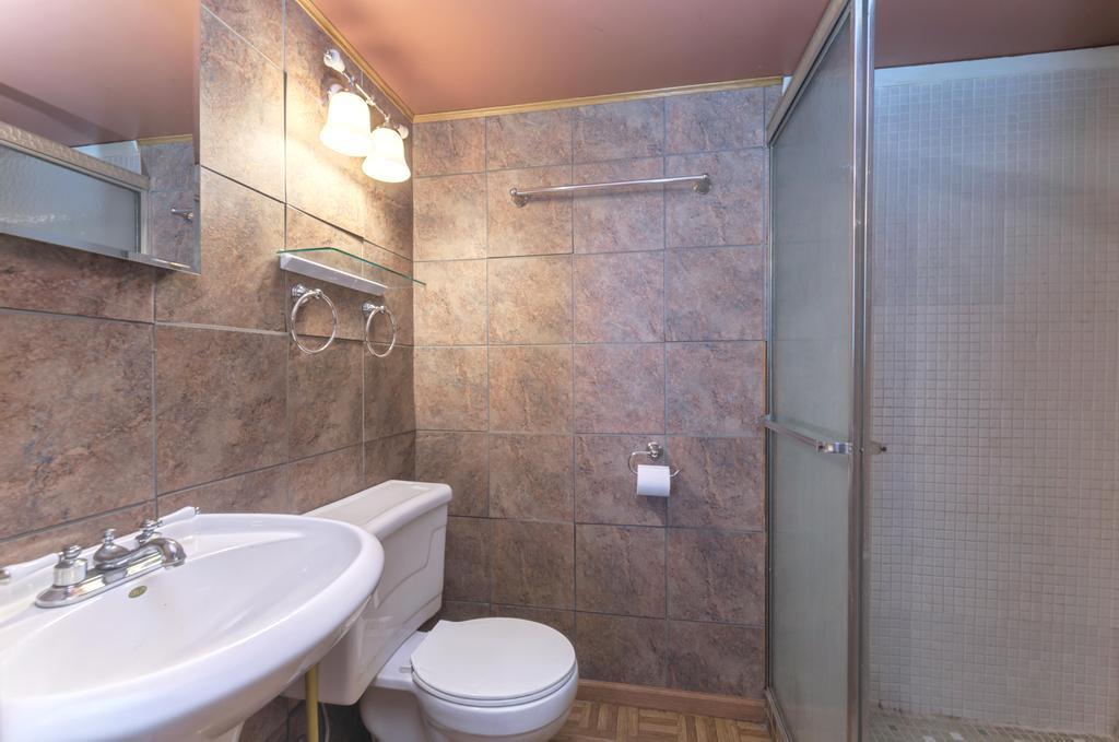 8719 Willow Road Property Photo 11
