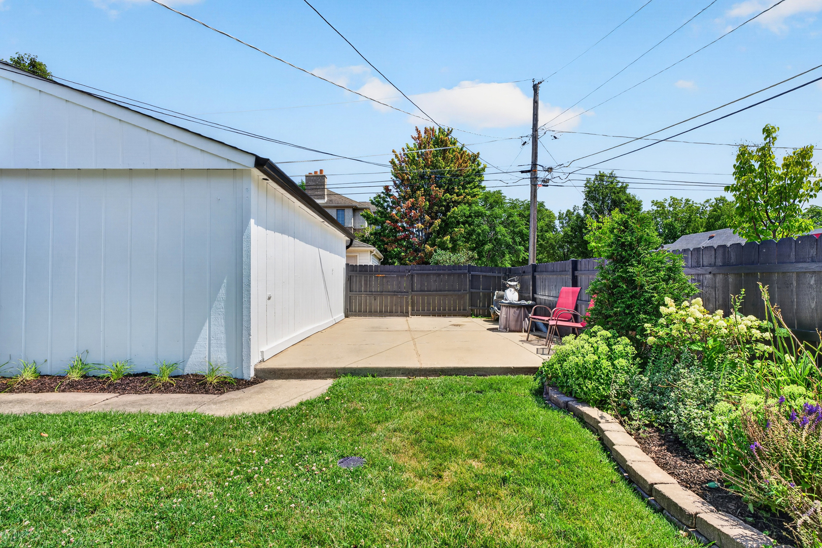 1050 Cedar Street Property Photo 40