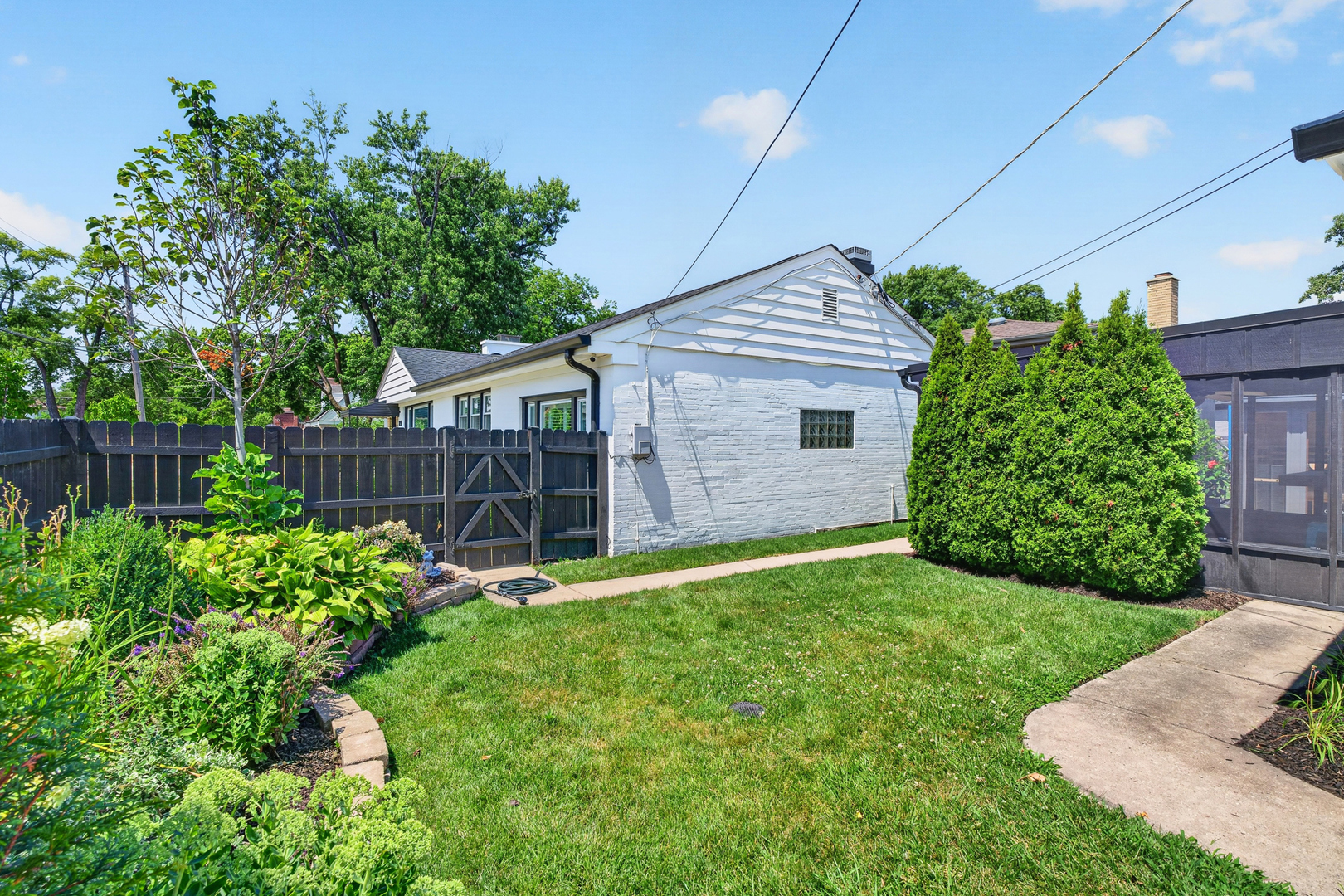 1050 Cedar Street Property Photo 41