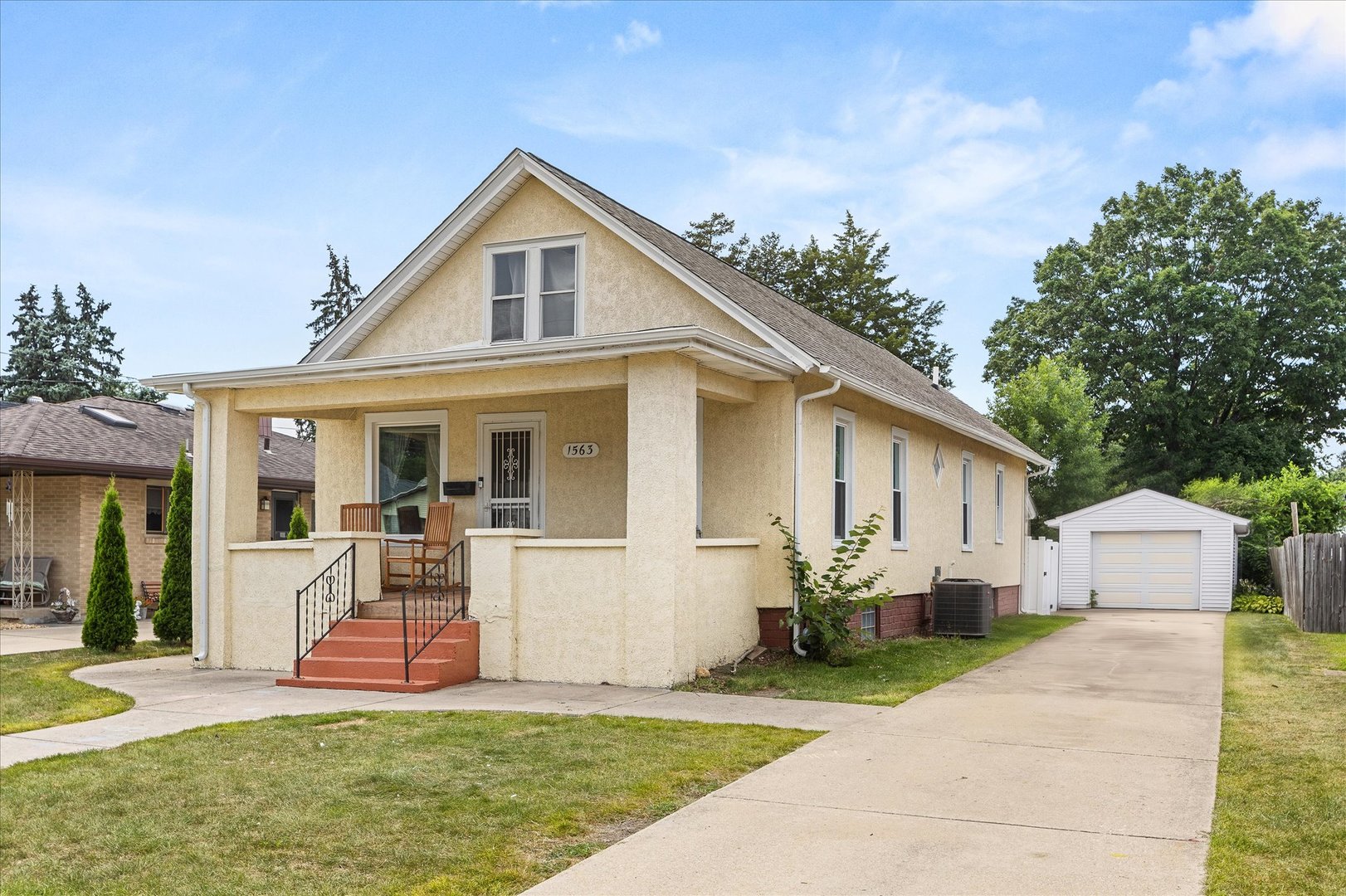 1563 Crosat Street Property Photo 3