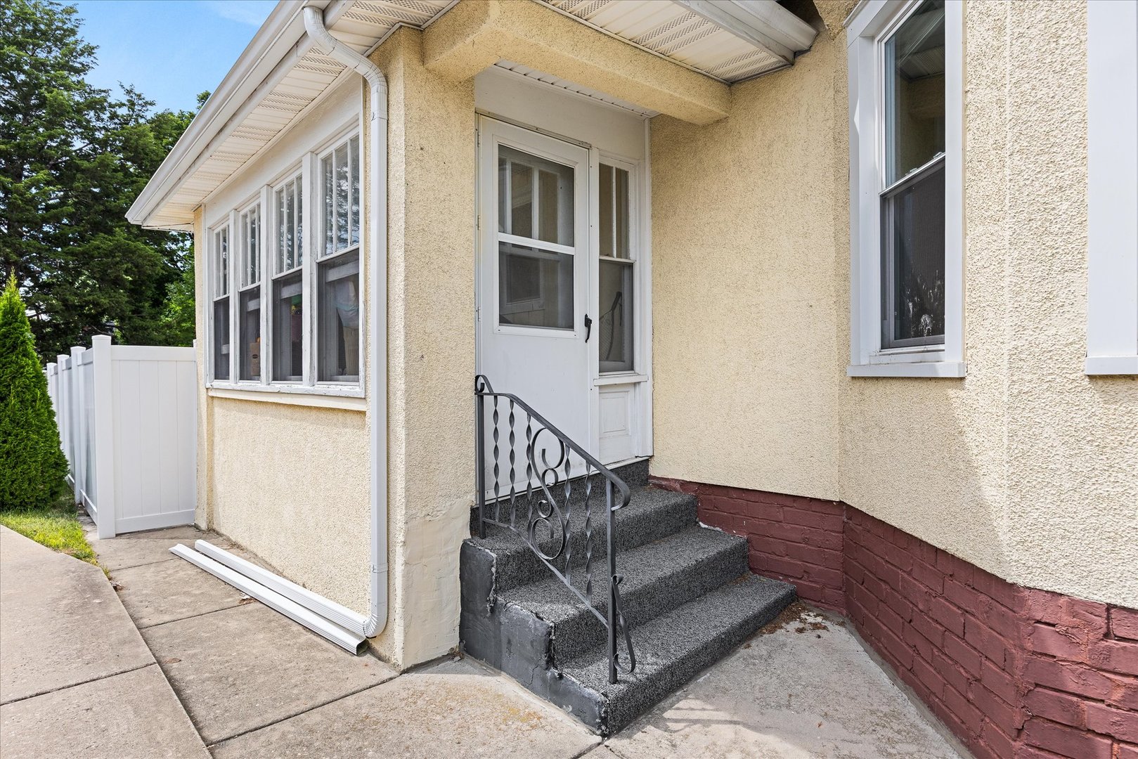 1563 Crosat Street Property Photo 33