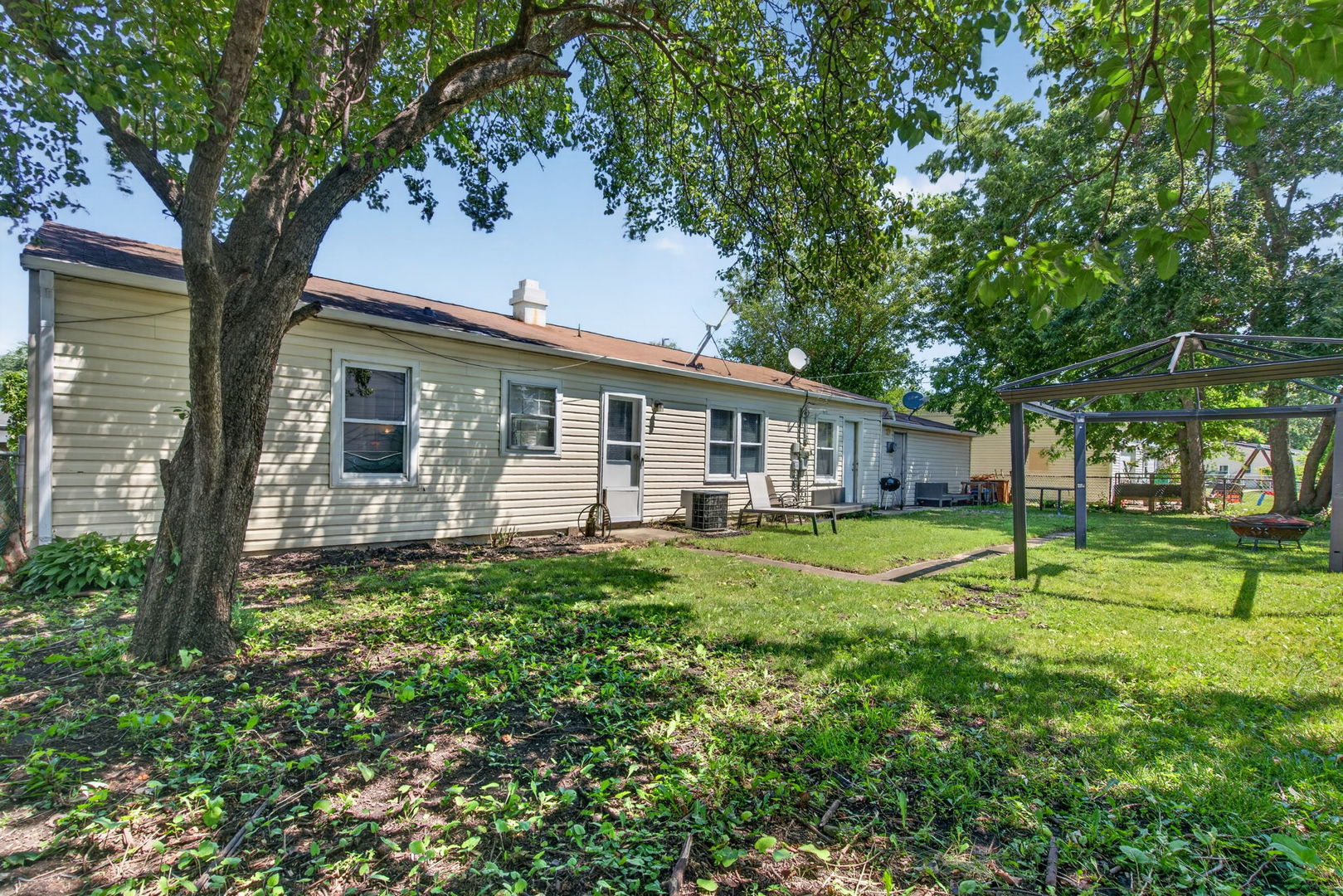 27 Belmont Drive Property Photo 19