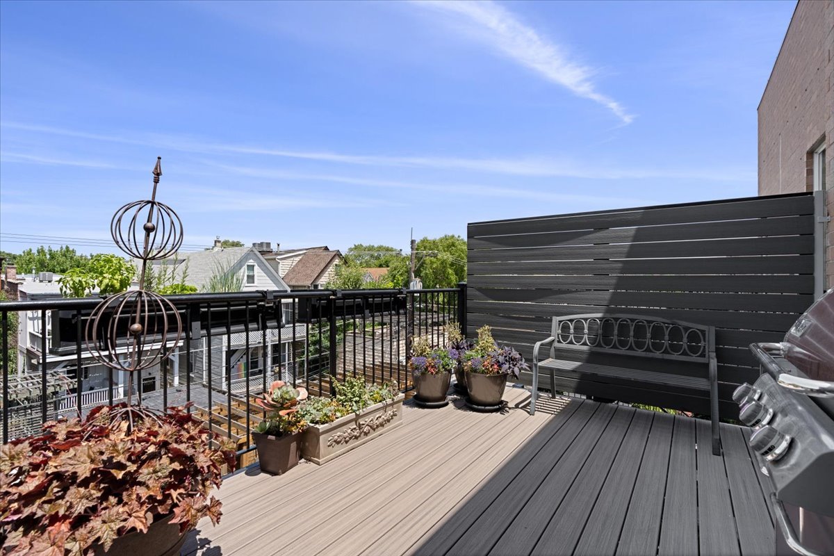1350 W Diversey Parkway 3 Property Photo 24
