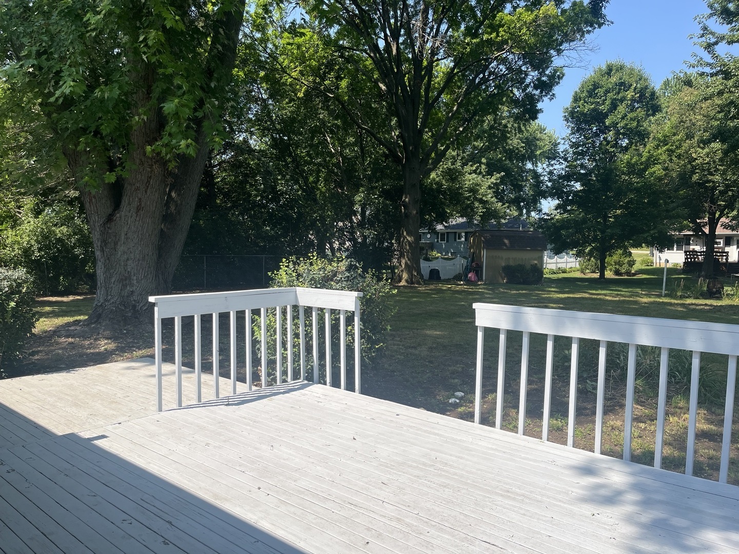 7s410 Midfield Drive Property Photo 5