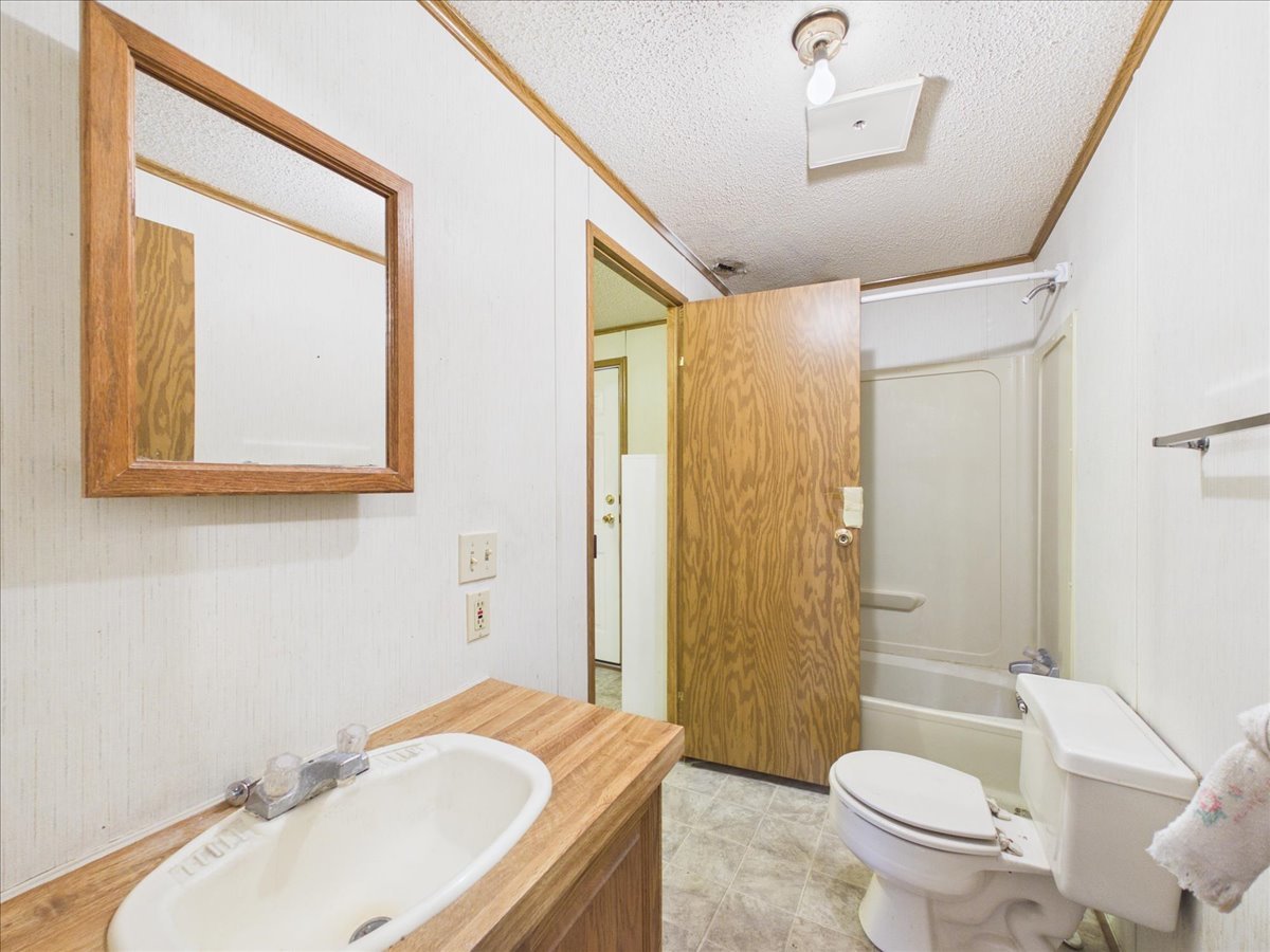 933 Micole Drive Property Photo 24