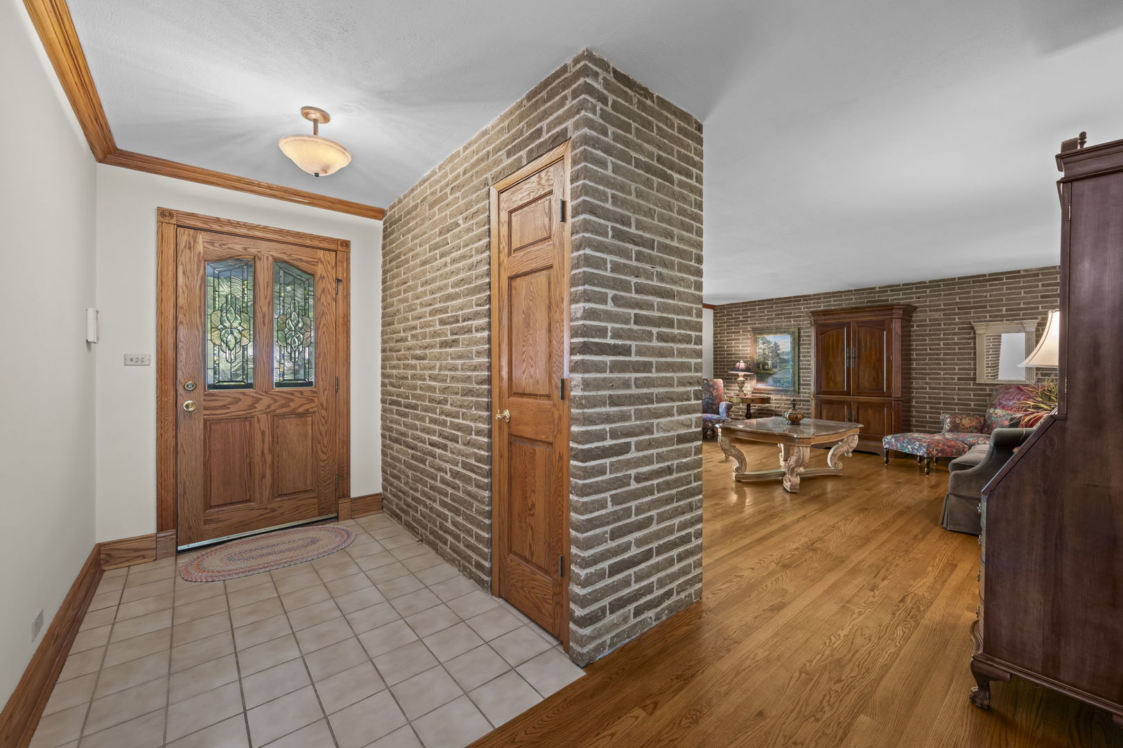 2285 Thorntree Lane Property Photo 2