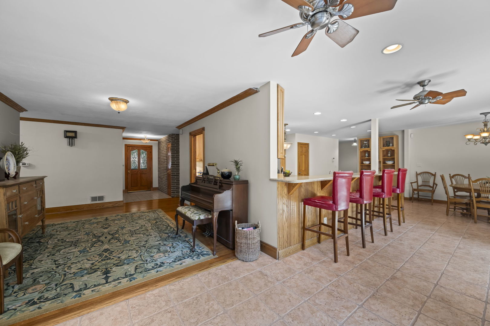 2285 Thorntree Lane Property Photo 8