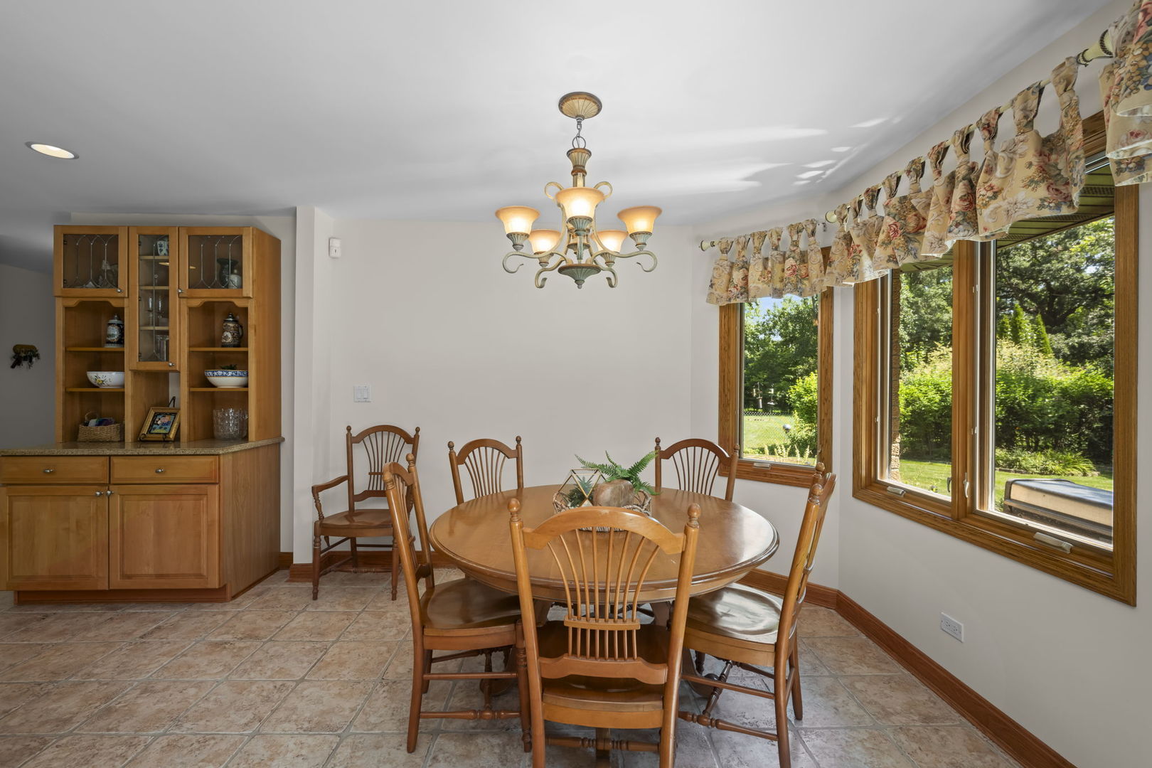 2285 Thorntree Lane Property Photo 17