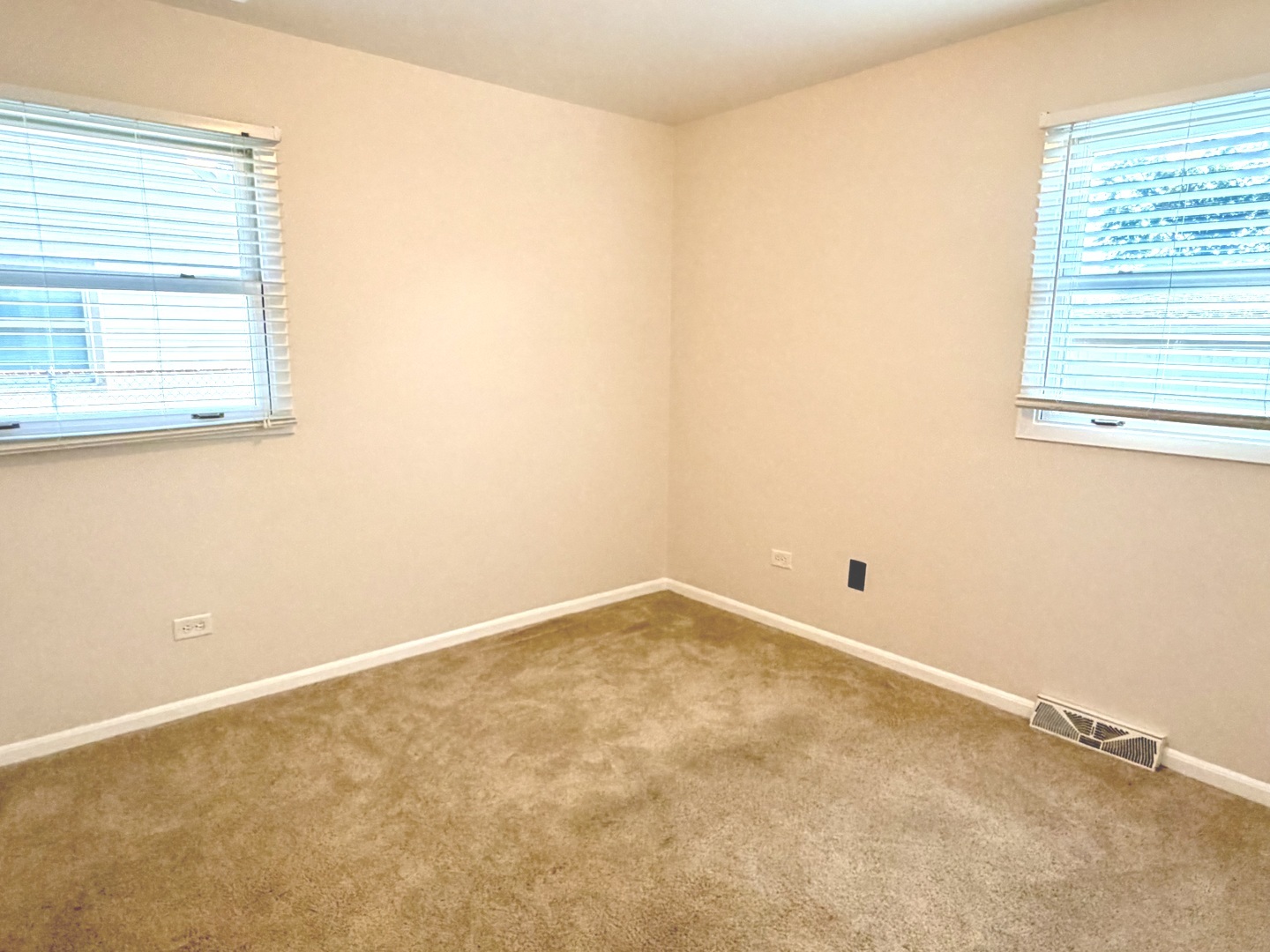 14425 Kenneth Avenue Property Photo 17