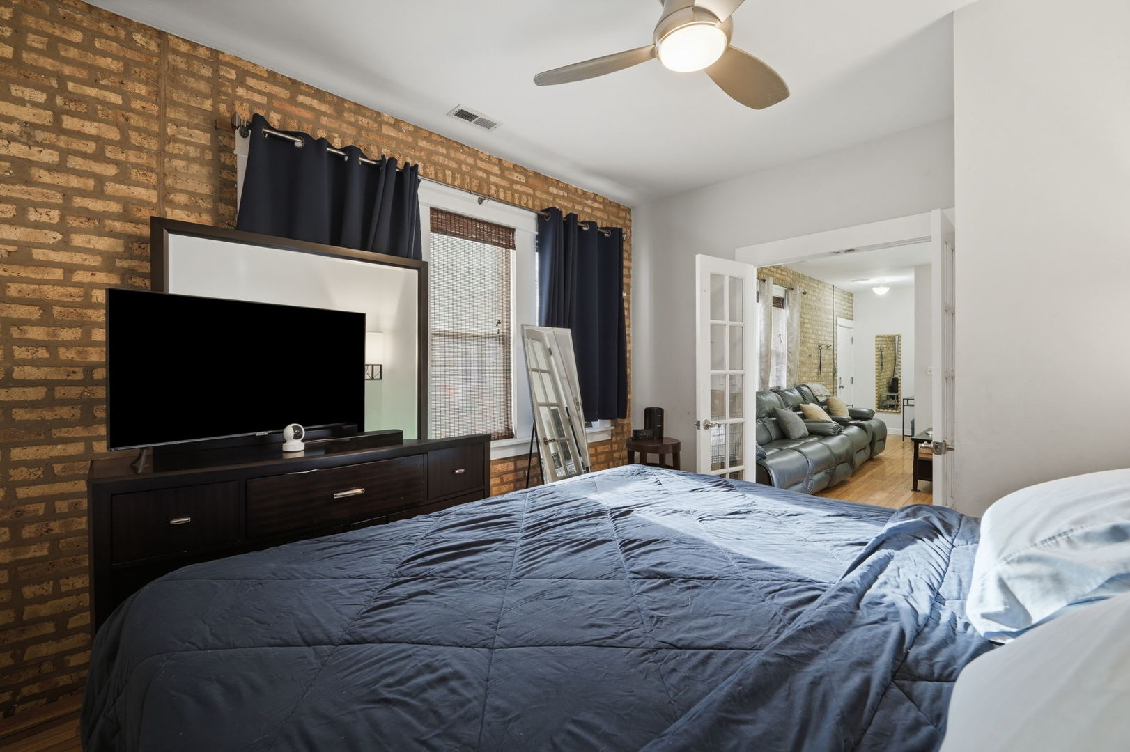 4343 N Sacramento Avenue 2a Property Photo 16