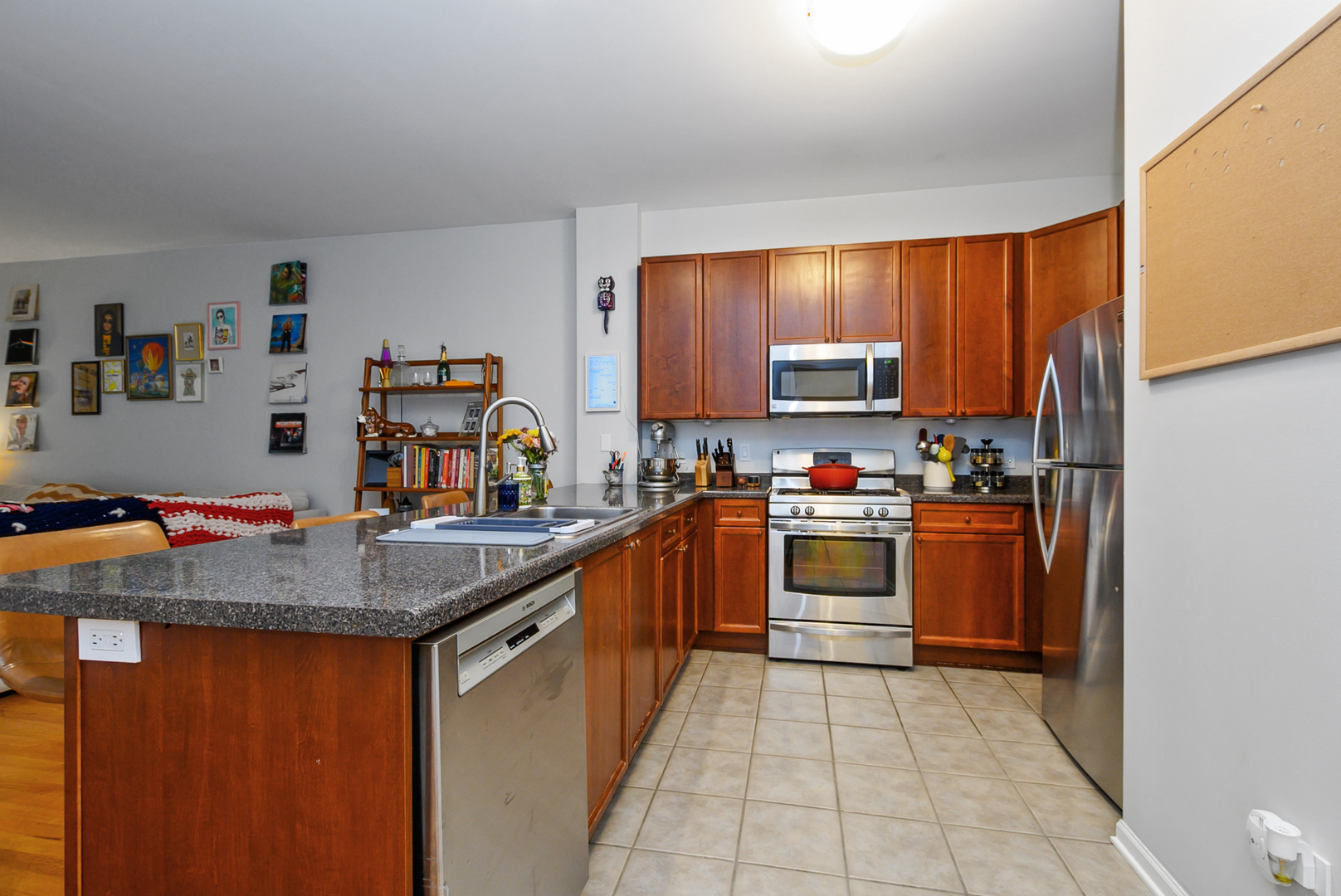 5100 W 96th Street 240 Property Photo 8