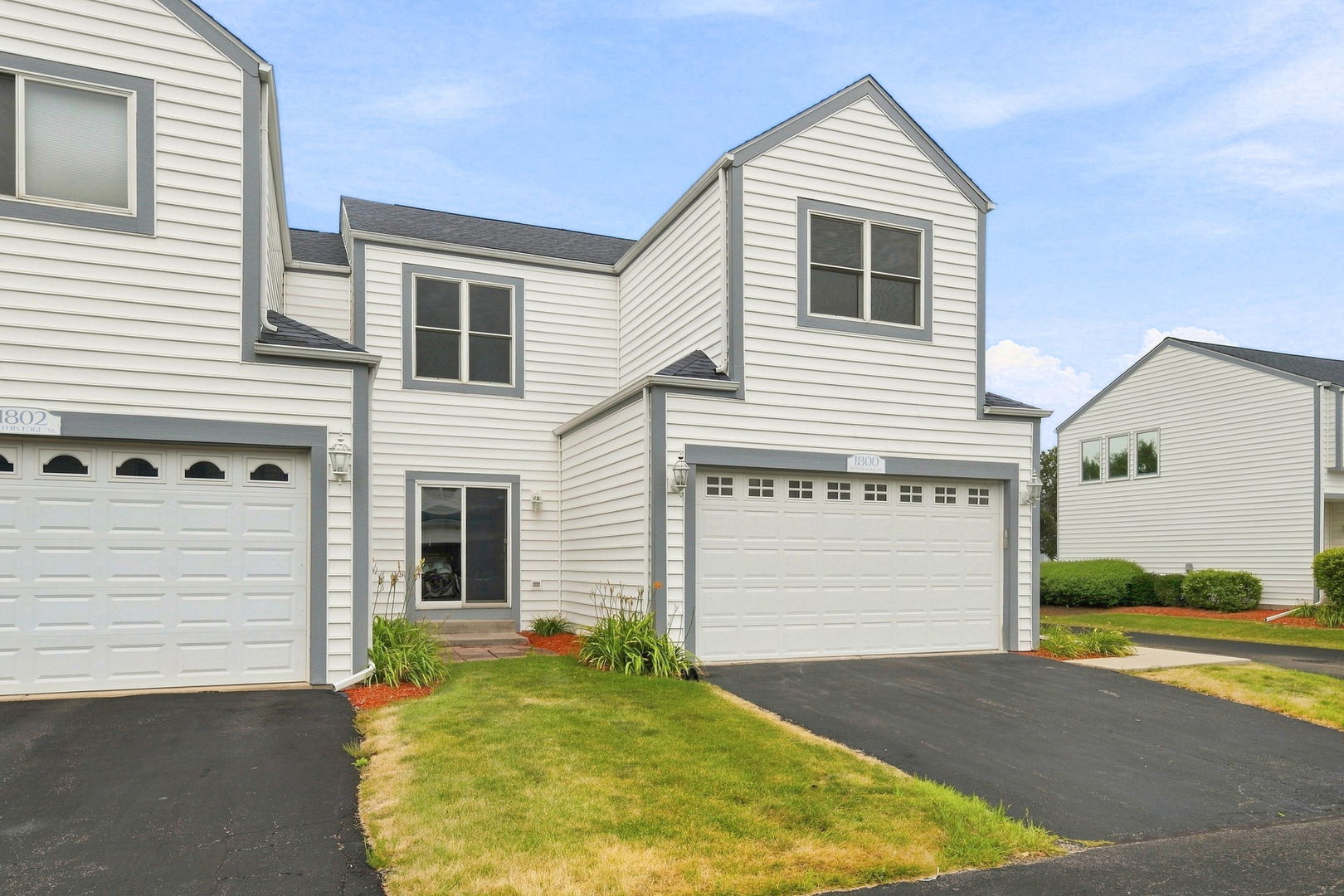 1800 Waters Edge Drive Property Photo 1