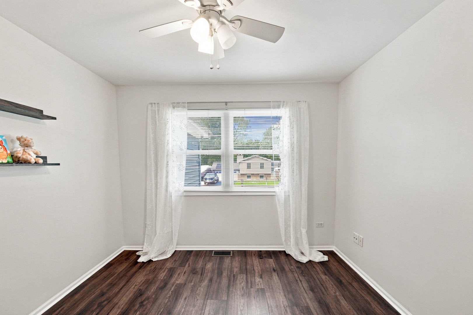 3985 Dorchester Avenue Property Photo 11