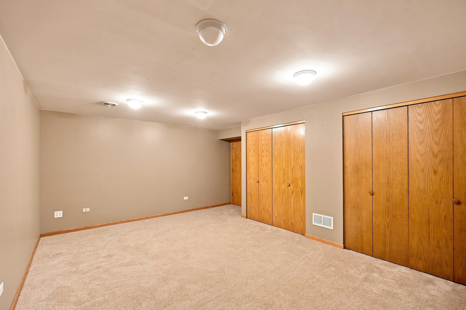 3985 Dorchester Avenue Property Photo 24