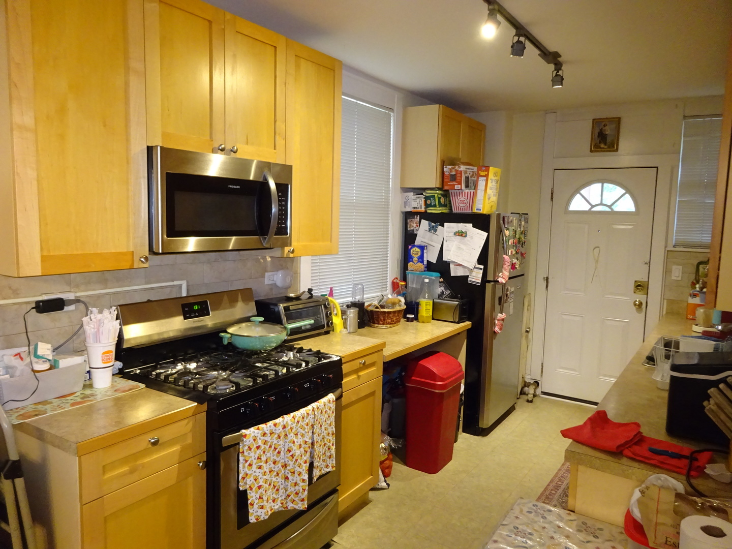 4353 N Lockwood Avenue Property Photo 14