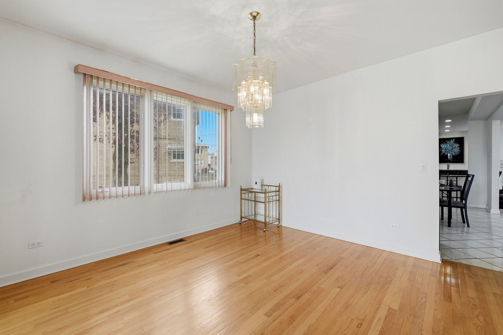 6916 W Forest Preserve Drive Property Photo 10