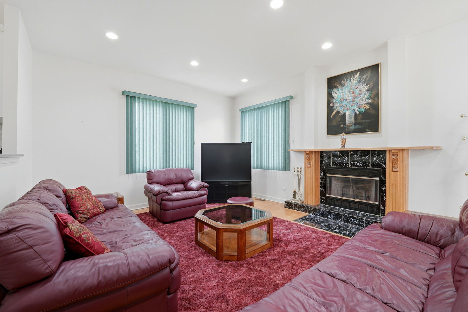 6916 W Forest Preserve Drive Property Photo 15