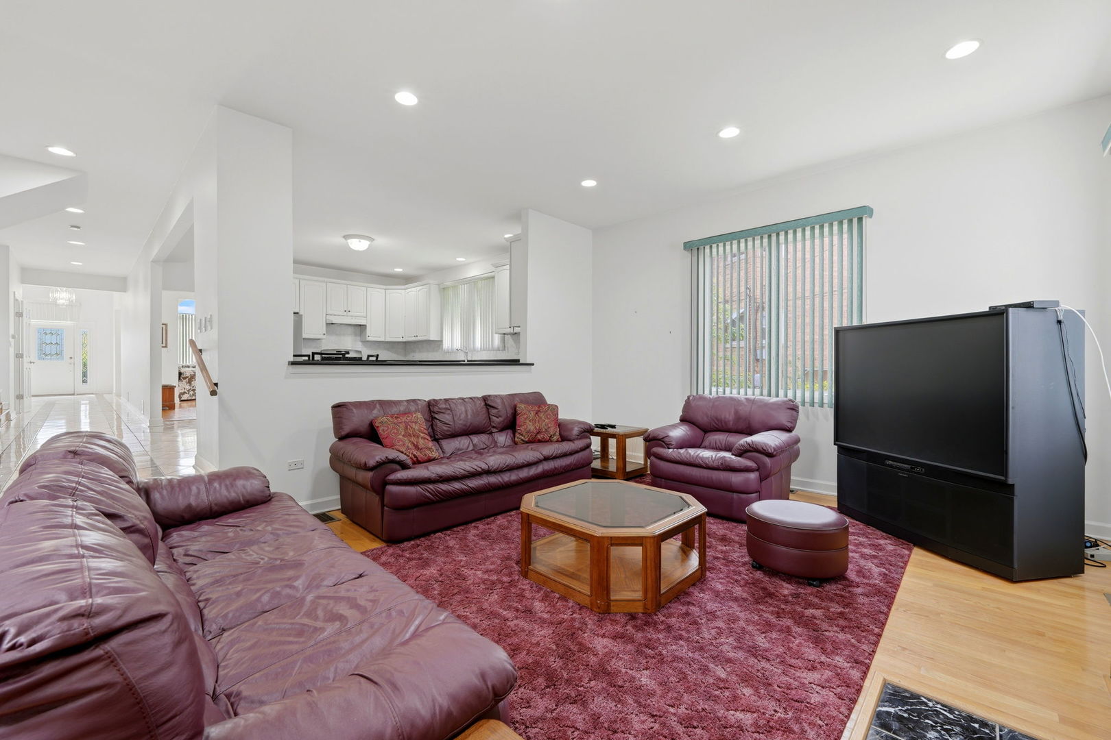 6916 W Forest Preserve Drive Property Photo 16