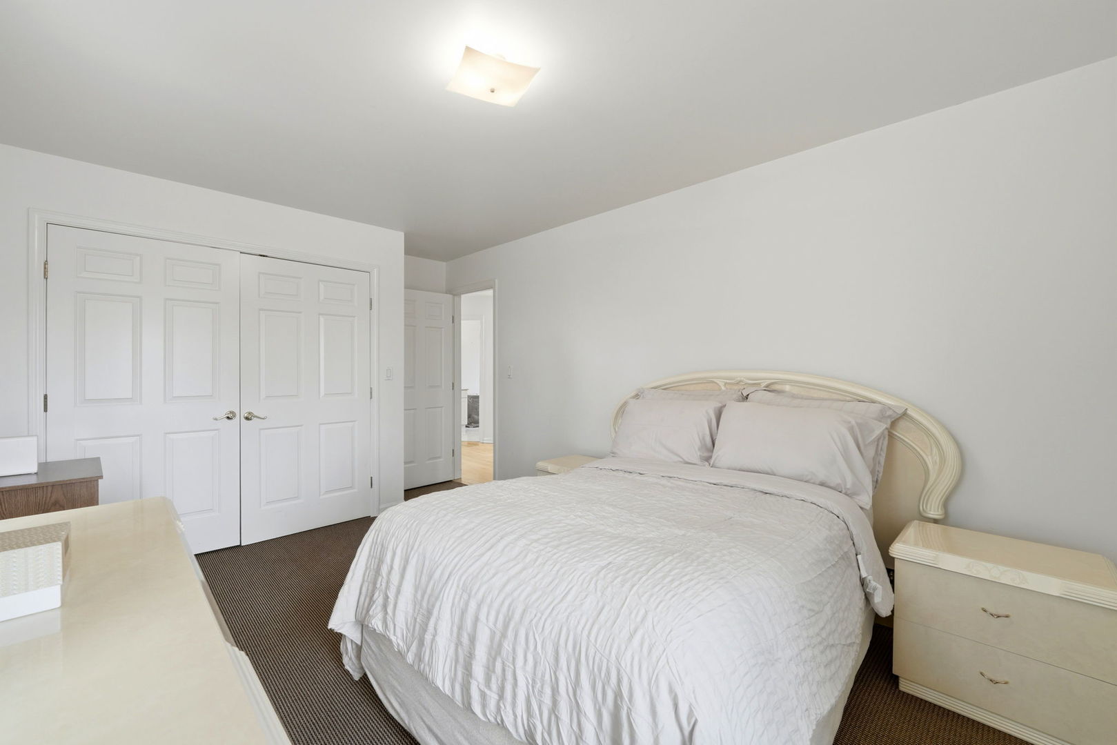 6916 W Forest Preserve Drive Property Photo 26