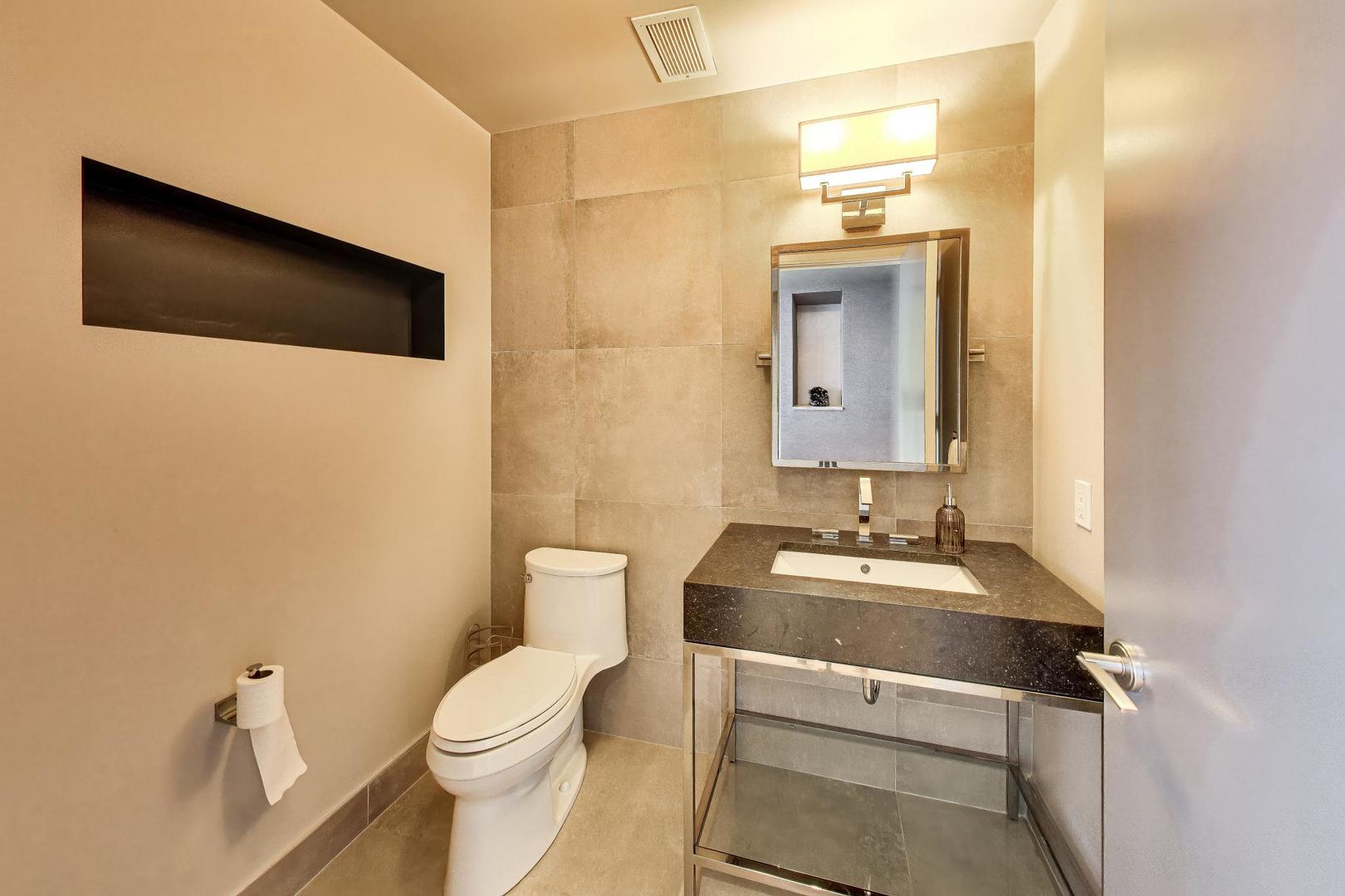 60 E Monroe Street 6703 Property Photo 23