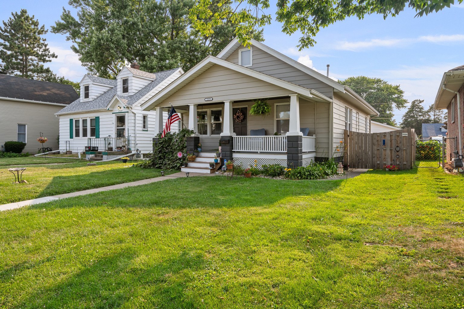 2325 29th Street Property Photo