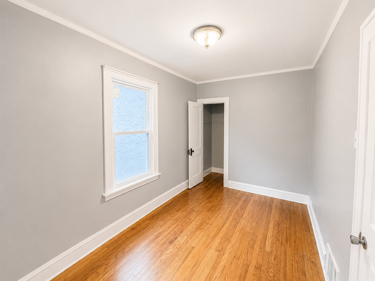 1030 Lyman Avenue Property Photo 14
